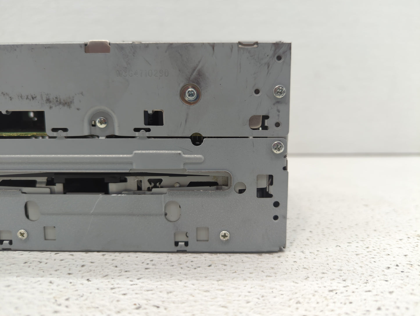 2007-2007 Infiniti Qx56 Am Fm Cd Player Radio Receiver - Oemusedautoparts1.com