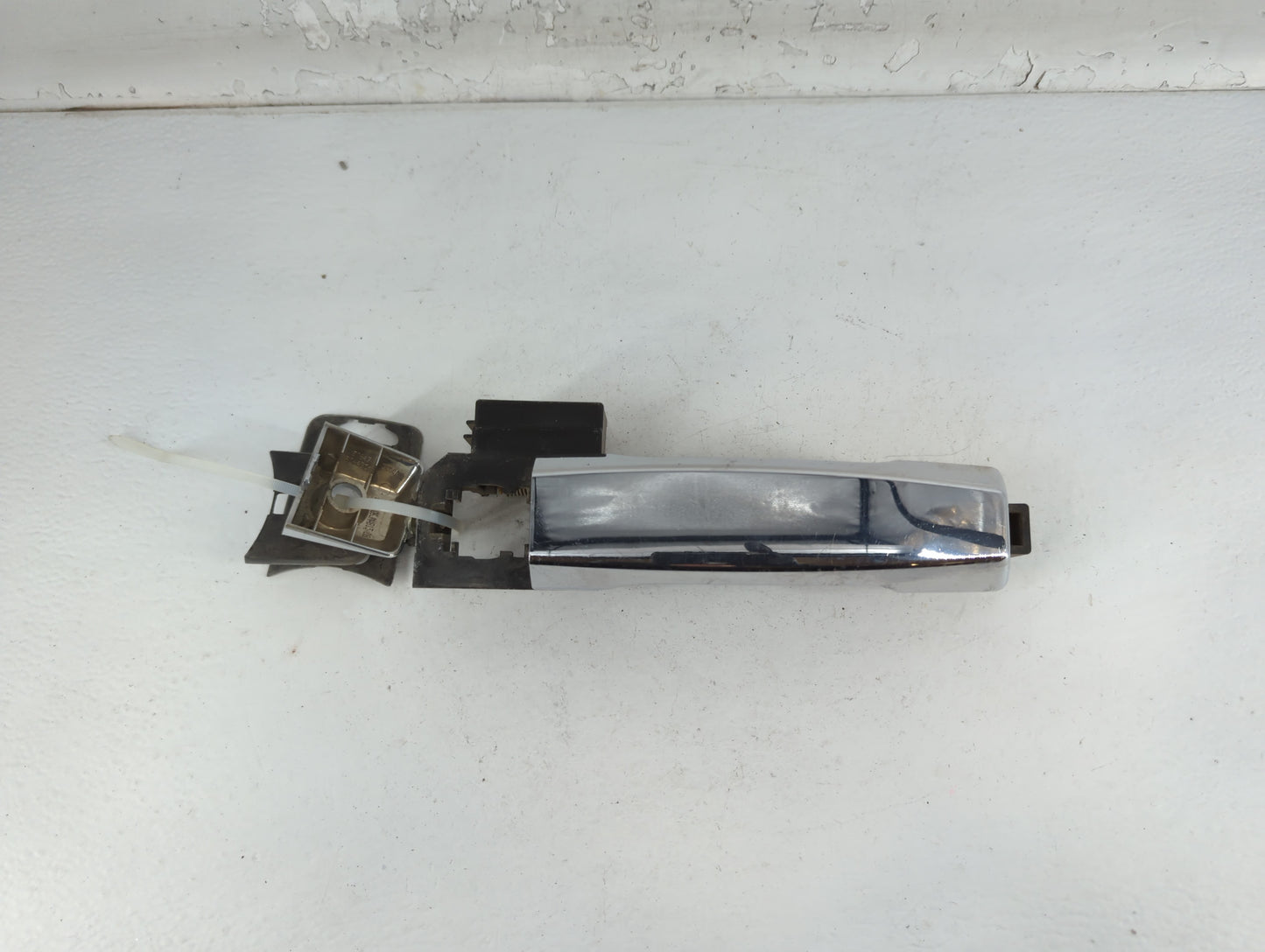 2004-2007 Infiniti Qx56 Driver Rear Left Door Handle Exterior Assembly - Oemusedautoparts1.com
