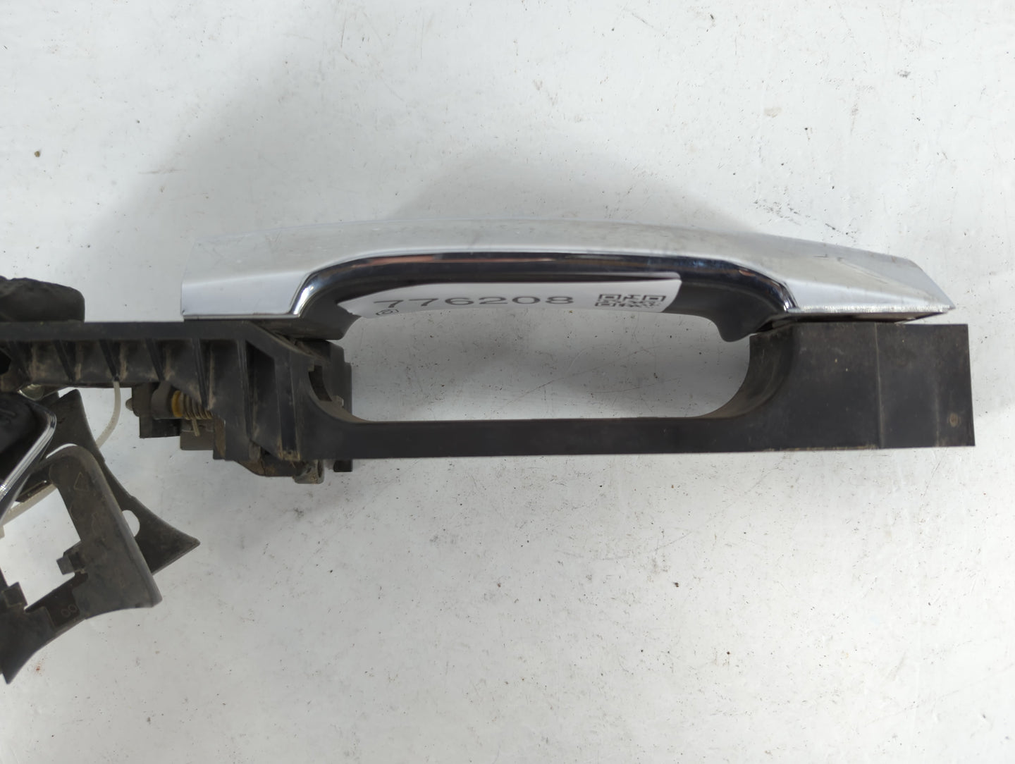 2004-2007 Infiniti Qx56 Driver Rear Left Door Handle Exterior Assembly - Oemusedautoparts1.com