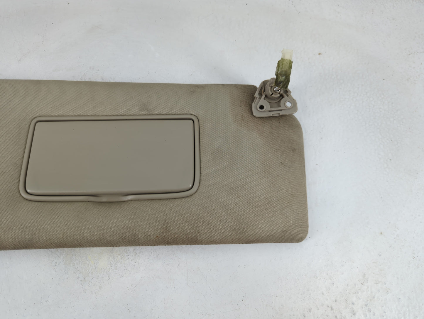 2004-2010 Infiniti Qx56 Sun Visor Shade Replacement Passenger Right Mirror Fits OEM Used Auto Parts - Oemusedautoparts1.com