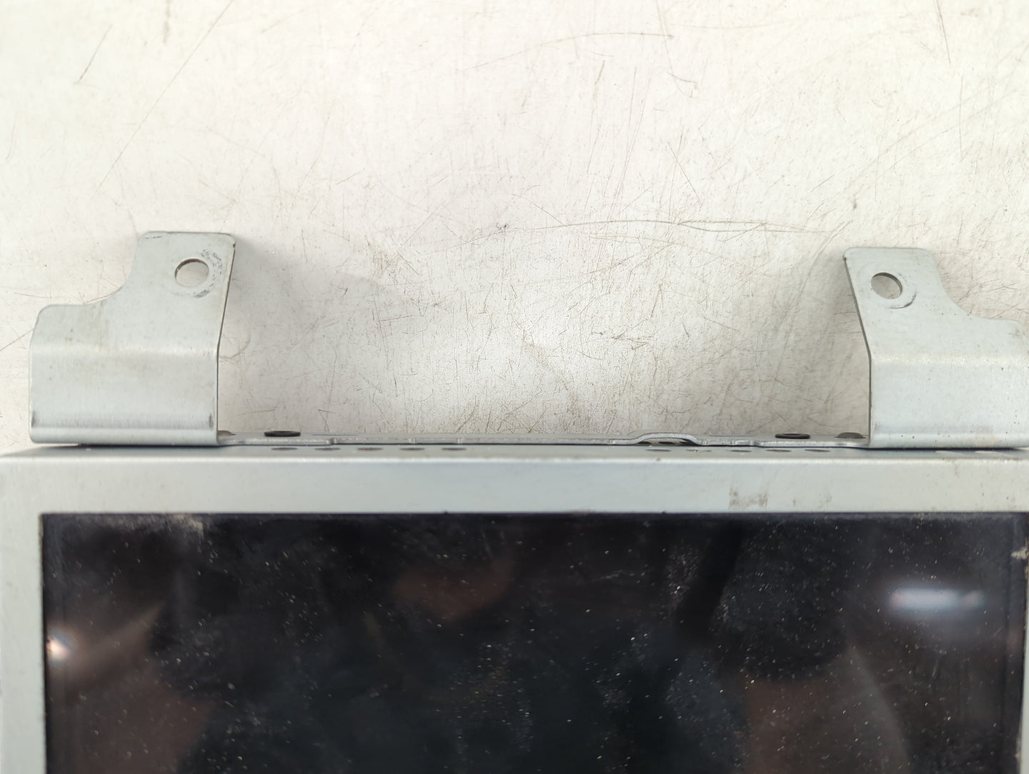 Isuzu Isuzu Ascender Information Display Screen - Oemusedautoparts1.com