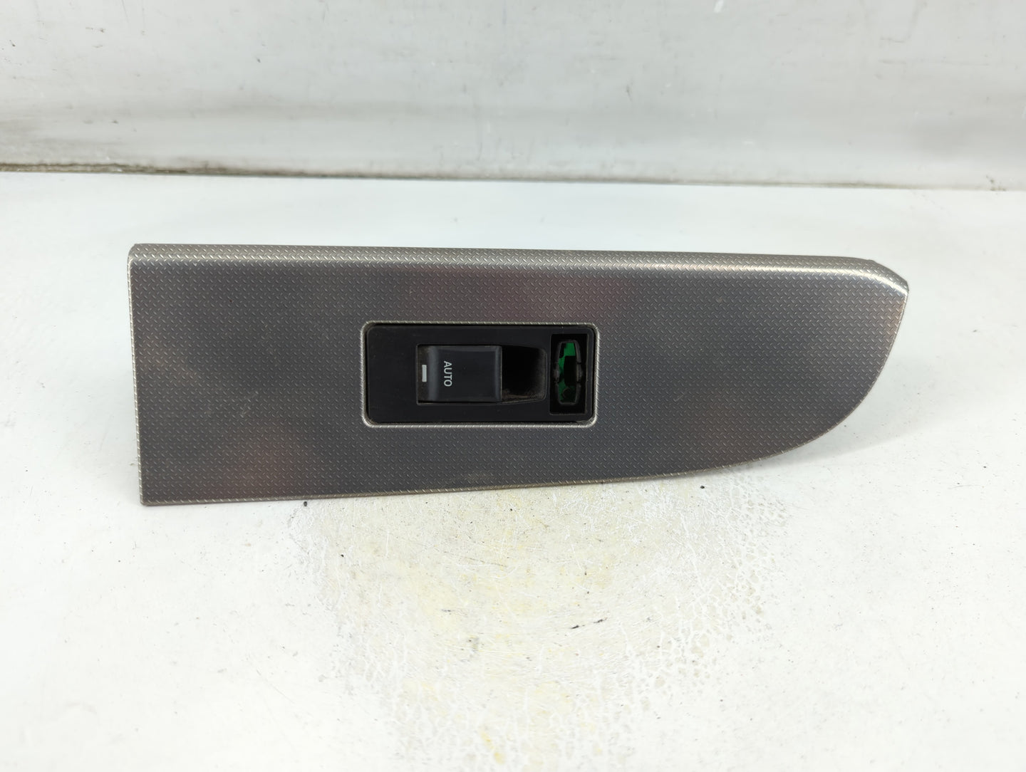 2006-2010 Jeep Commander Master Power Window Switch Replacement Driver Side Left P/N:X350084030A Fits OEM Used Auto Parts - 