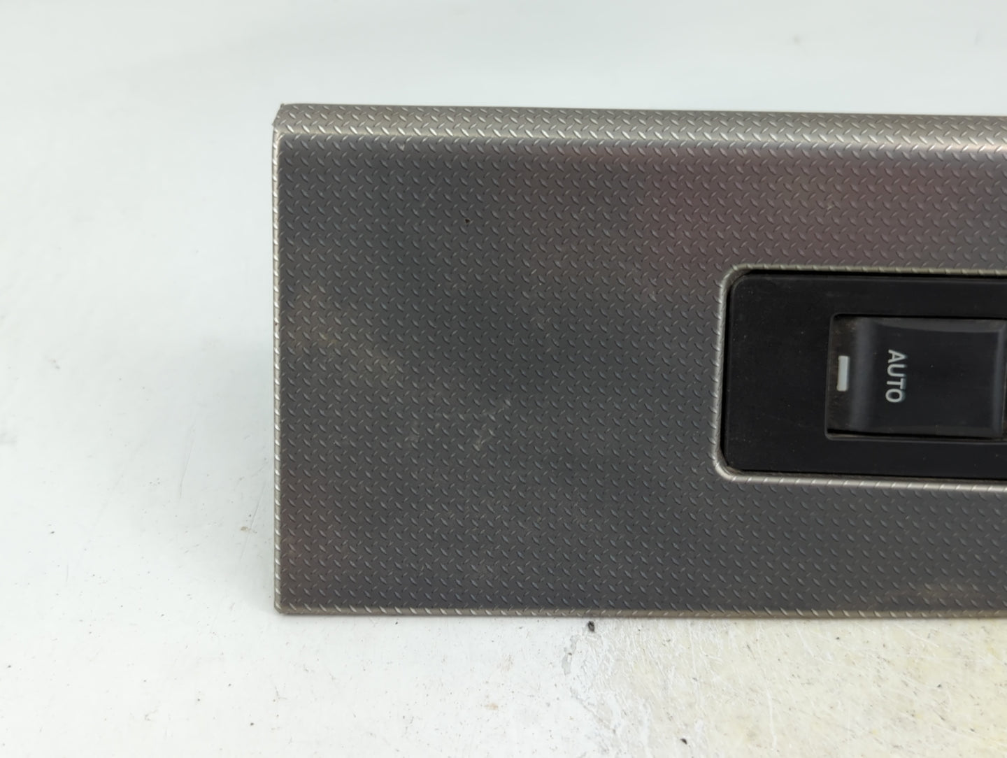 2006-2010 Jeep Commander Master Power Window Switch Replacement Driver Side Left P/N:X350084030A Fits OEM Used Auto Parts - 