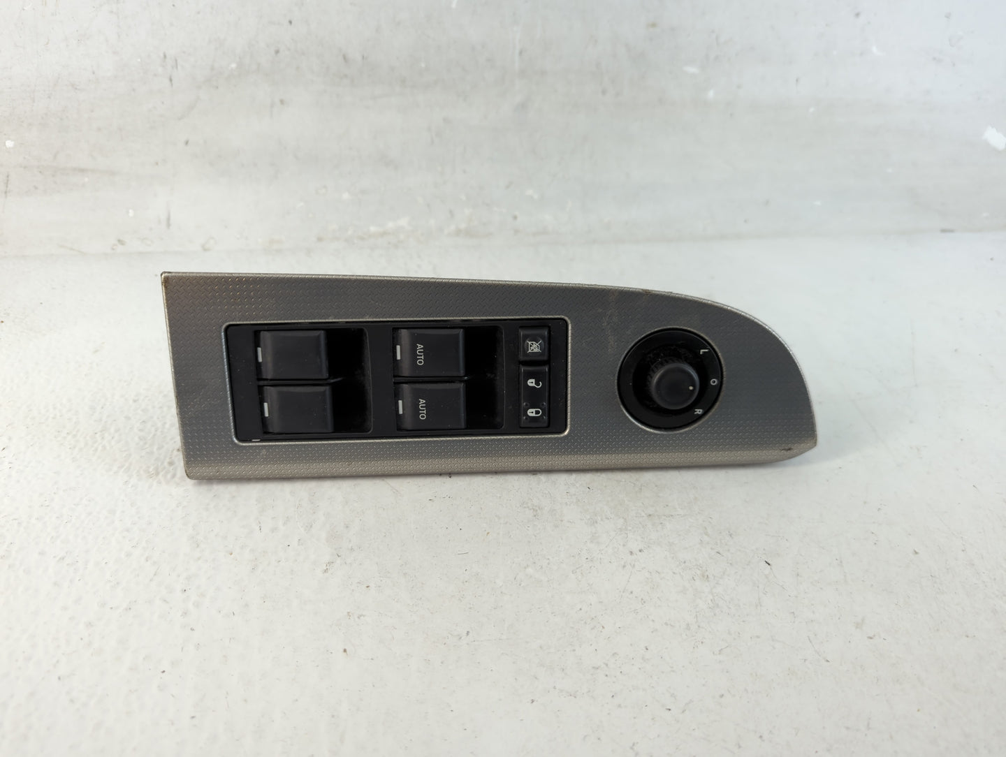 2006-2010 Jeep Commander Master Power Window Switch Replacement Driver Side Left P/N:04602781AA Fits OEM Used Auto Parts - O