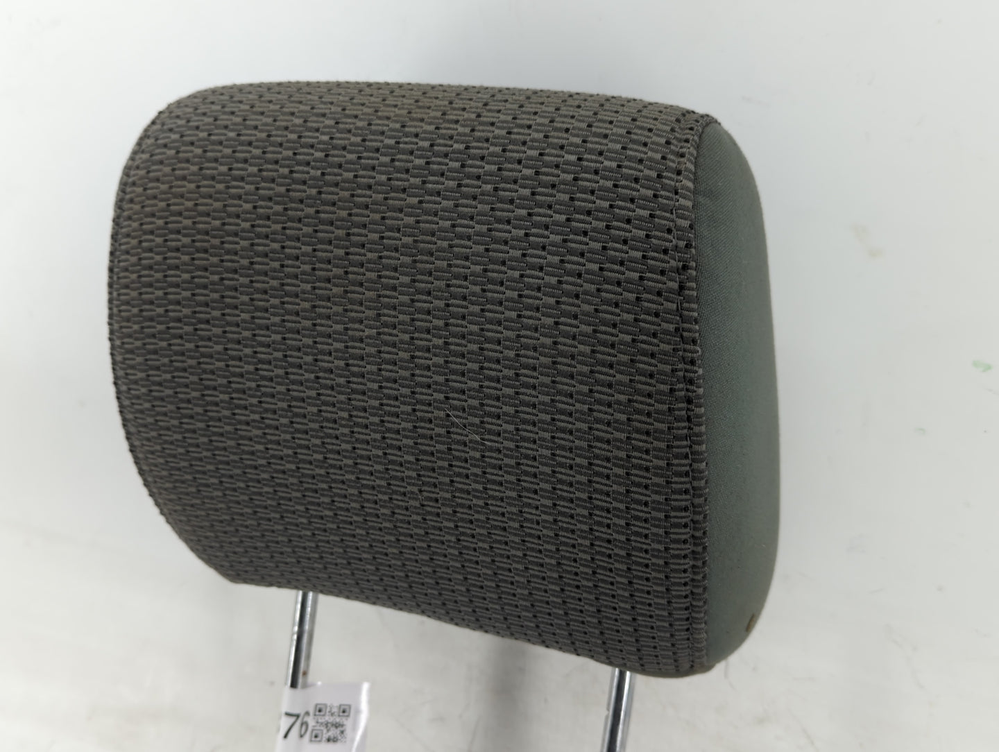 2006-2010 Jeep Commander Headrest Head Rest Rear Center Seat Fits Fits 2005 2006 2007 2008 2009 2010 OEM Used Auto Parts - O