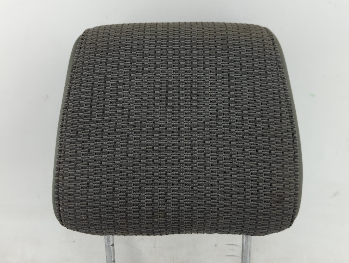 2006-2010 Jeep Commander Headrest Head Rest Rear Center Seat Fits Fits 2005 2006 2007 2008 2009 2010 OEM Used Auto Parts - O