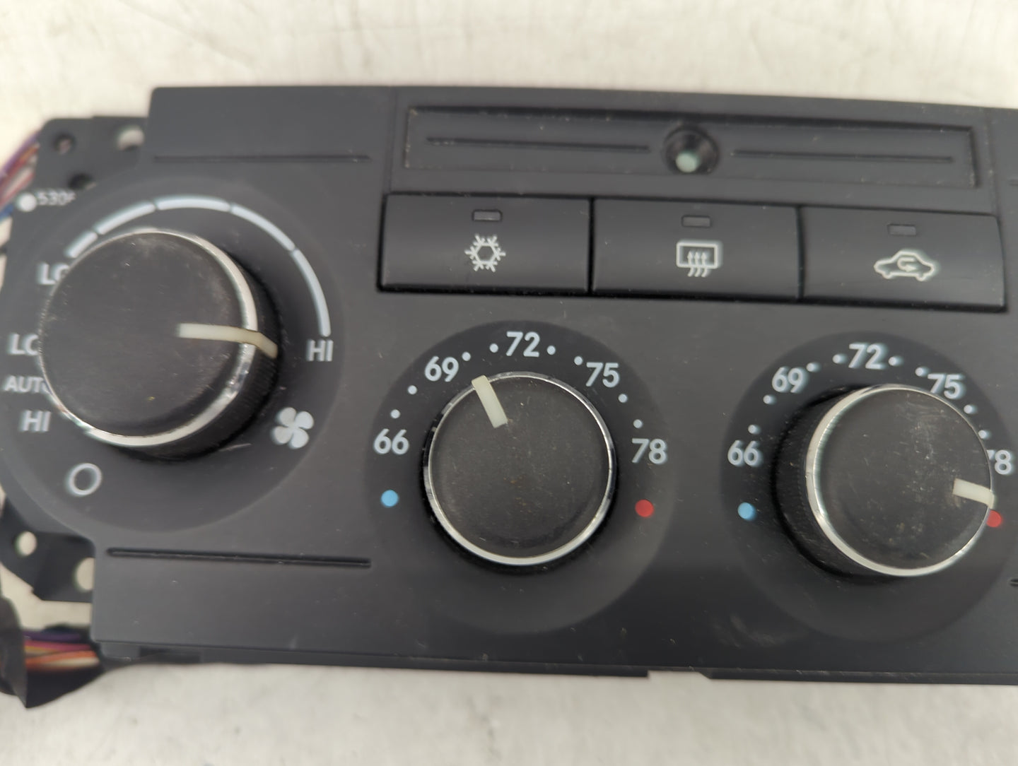 2006-2007 Jeep Commander Climate Control Module Temperature AC/Heater Replacement P/N:P55111010AI Fits Fits 2005 2006 2007 O
