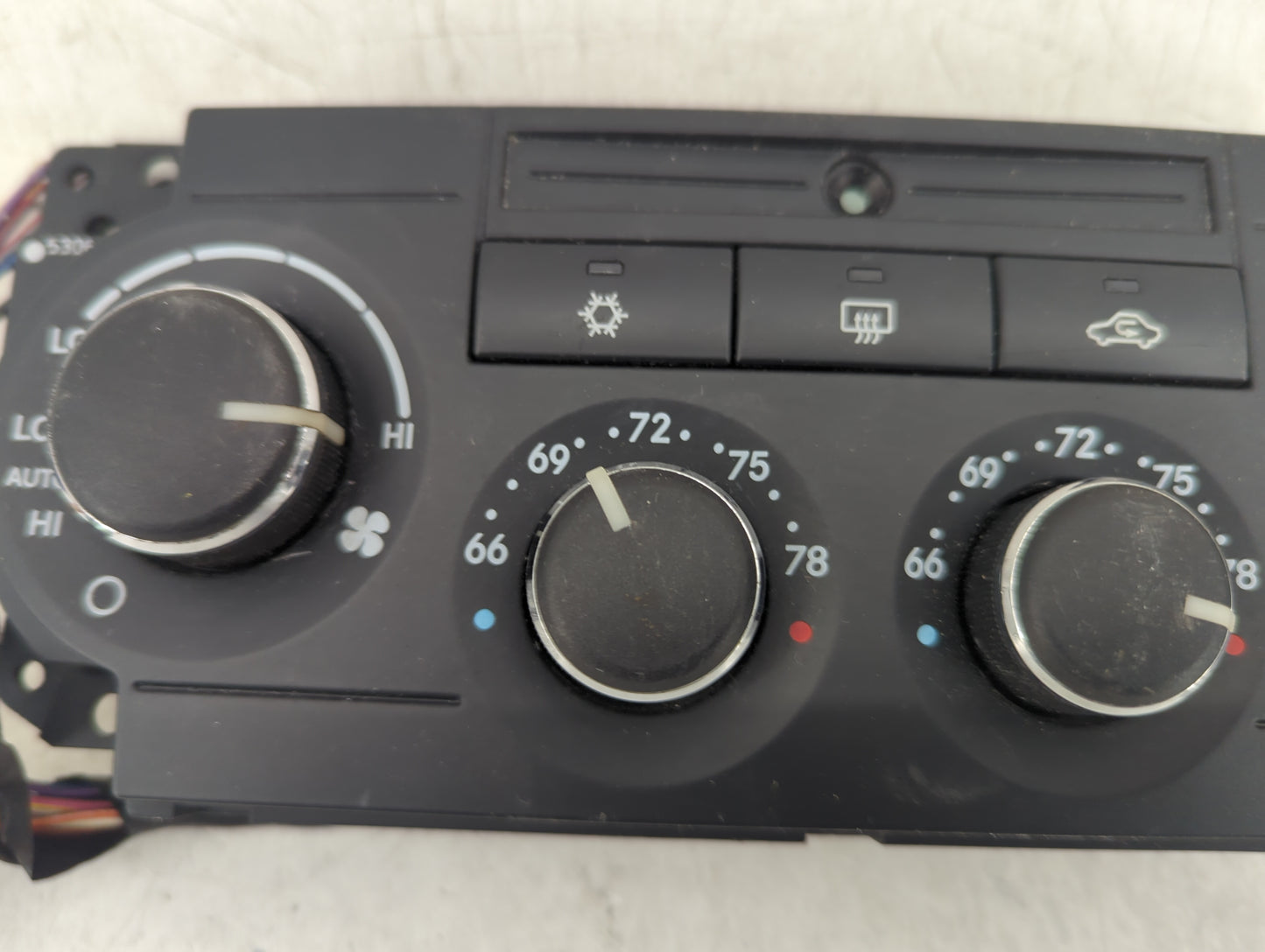 2006-2007 Jeep Commander Climate Control Module Temperature AC/Heater Replacement P/N:P55111010AI Fits Fits 2005 2006 2007 O