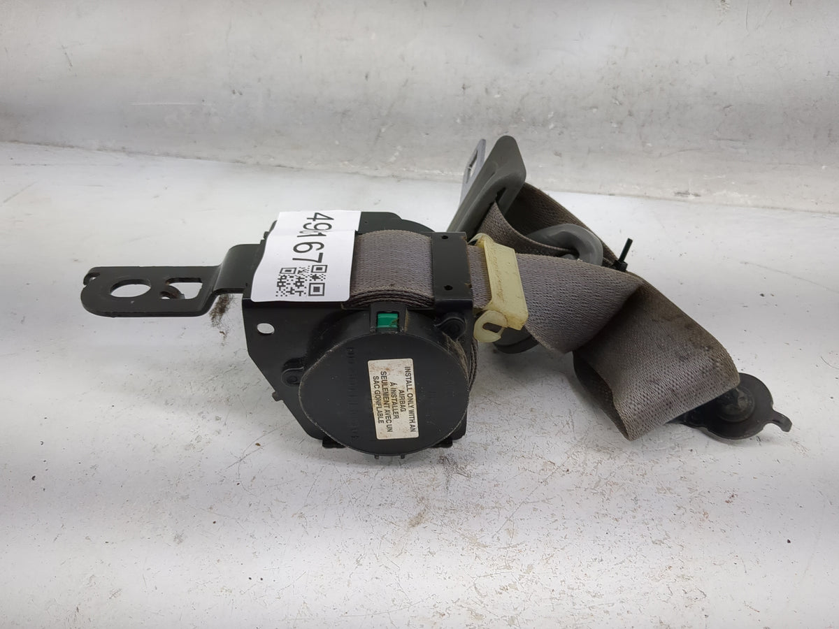 2006-2009 Jeep Commander Passenger Front Seatbelt Buckle Gray - Oemusedautoparts1.com