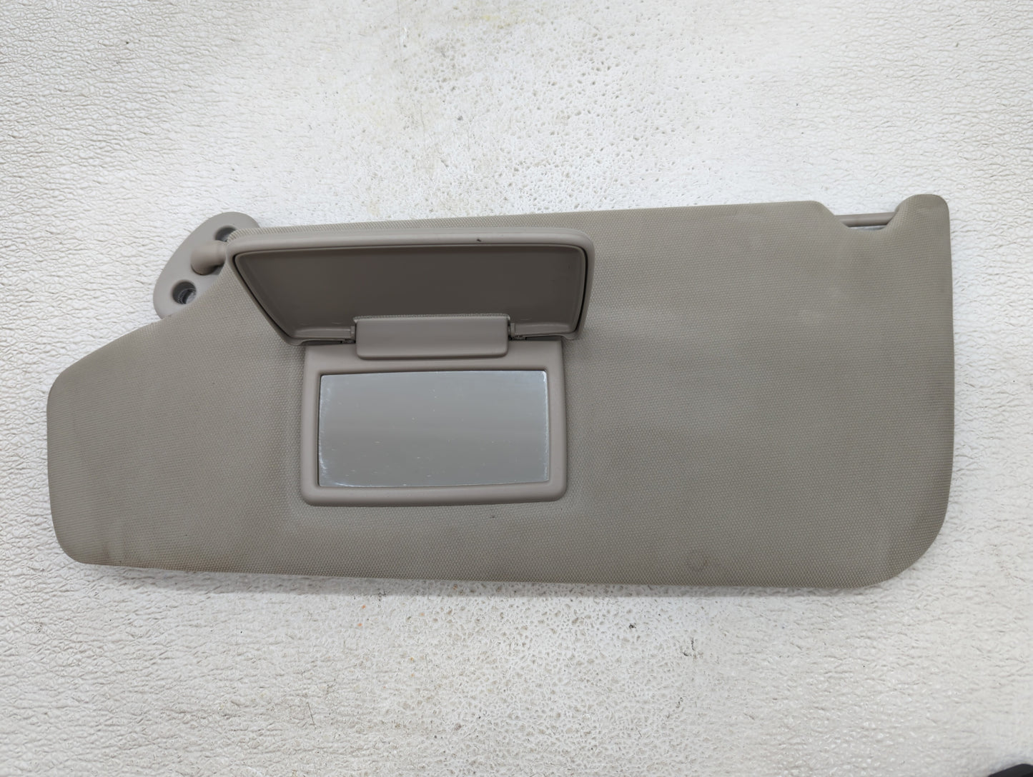 2006-2010 Jeep Commander Sun Visor Shade Replacement Driver Left Mirror Fits Fits 2006 2007 2008 2009 2010 OEM Used Auto Par
