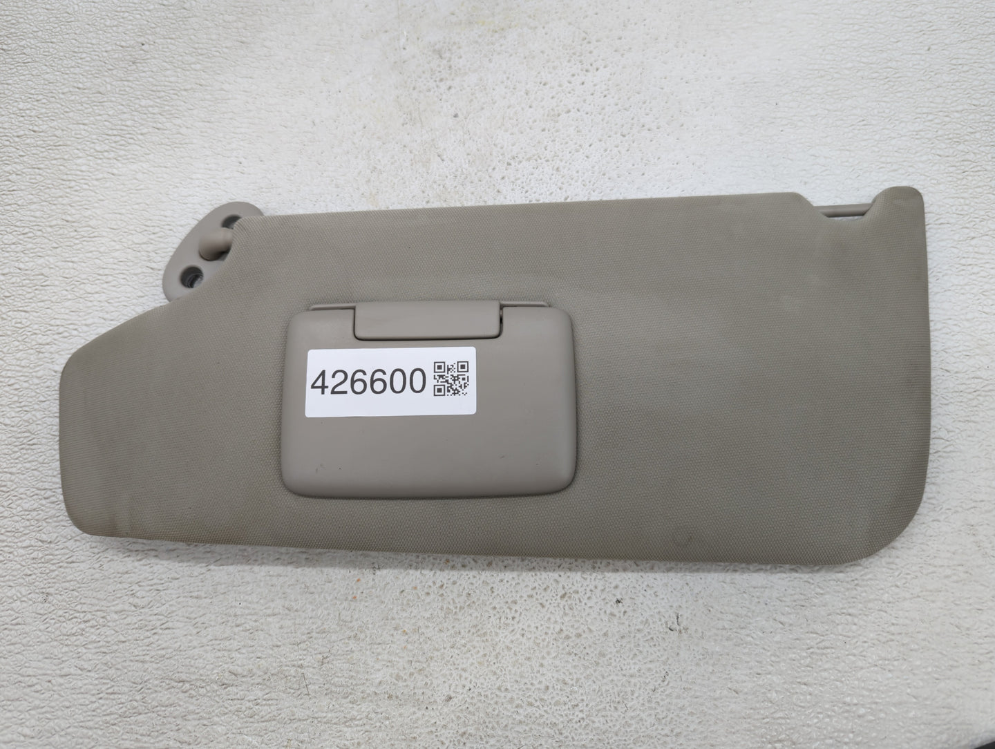 2006-2010 Jeep Commander Sun Visor Shade Replacement Driver Left Mirror Fits Fits 2006 2007 2008 2009 2010 OEM Used Auto Par
