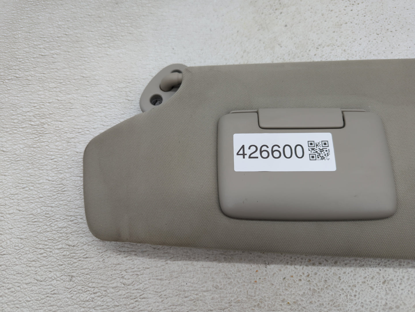2006-2010 Jeep Commander Sun Visor Shade Replacement Driver Left Mirror Fits Fits 2006 2007 2008 2009 2010 OEM Used Auto Par