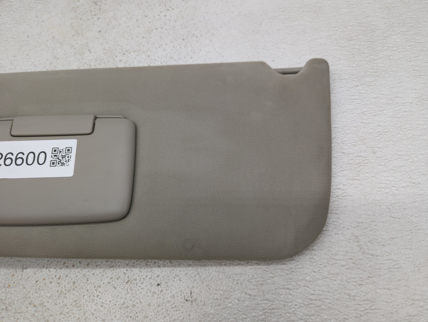 2006-2010 Jeep Commander Sun Visor Shade Replacement Driver Left Mirror Fits Fits 2006 2007 2008 2009 2010 OEM Used Auto Par