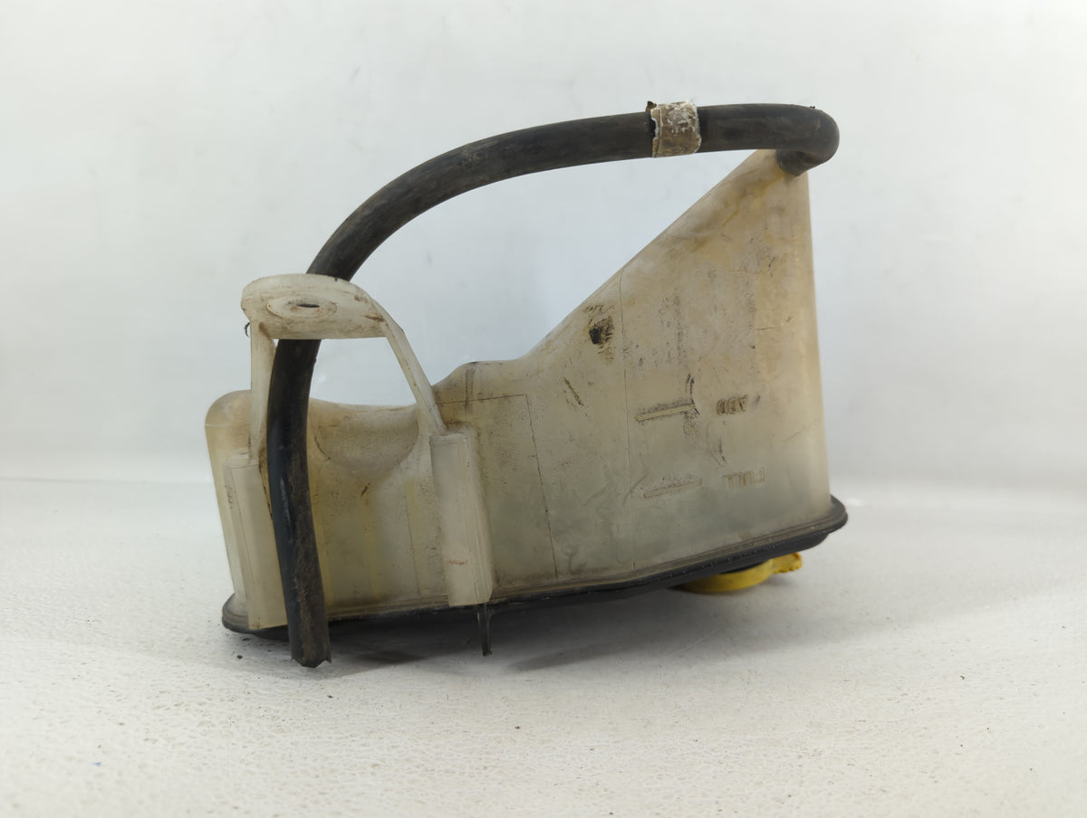 2006-2007 Jeep Commander Radiator Coolant Overflow Expansion Tank Bottle 534457 - Oemusedautoparts1.com