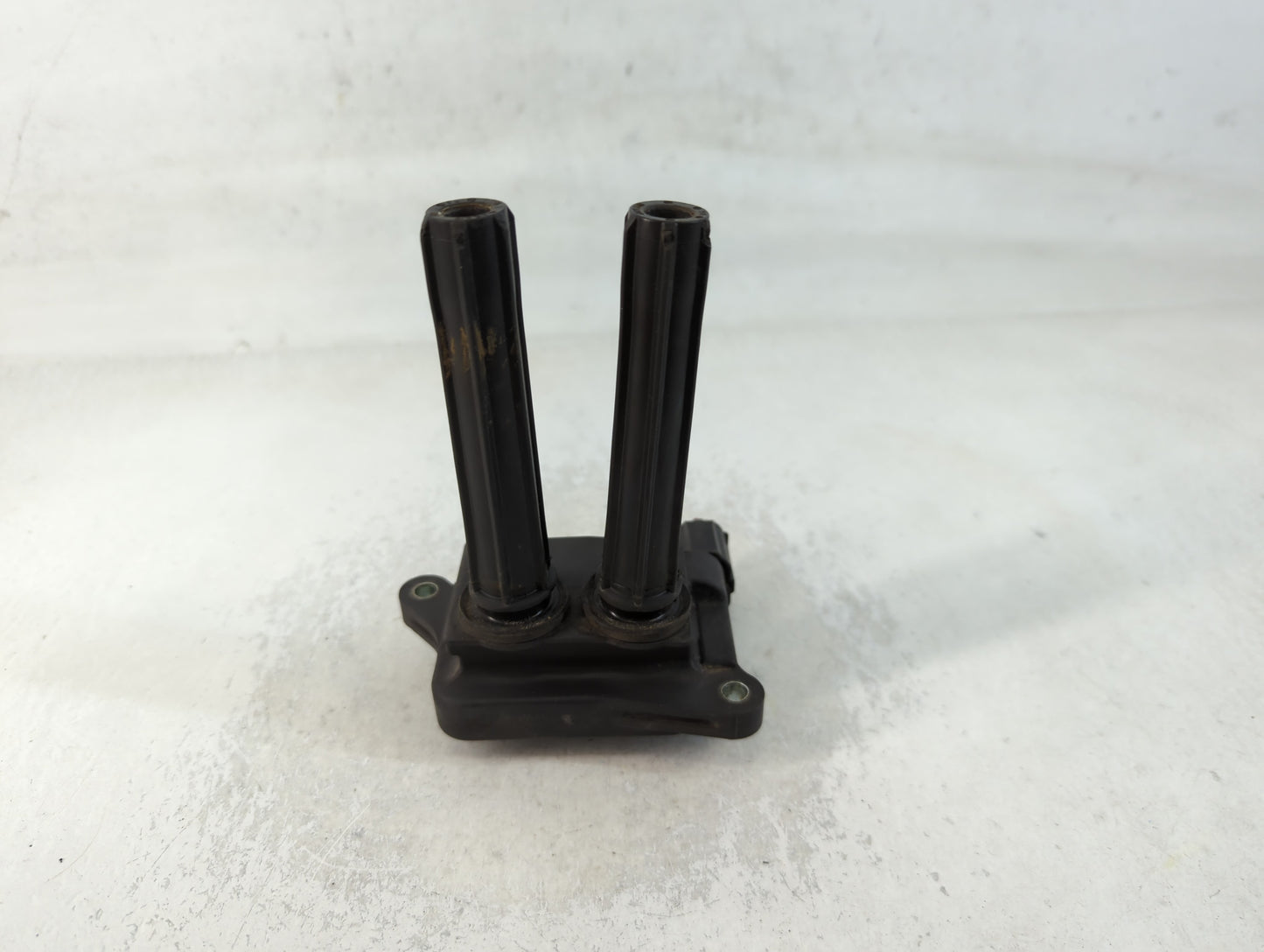 2006-2008 Jeep Commander Ignition Coil Igniter Pack - Oemusedautoparts1.com