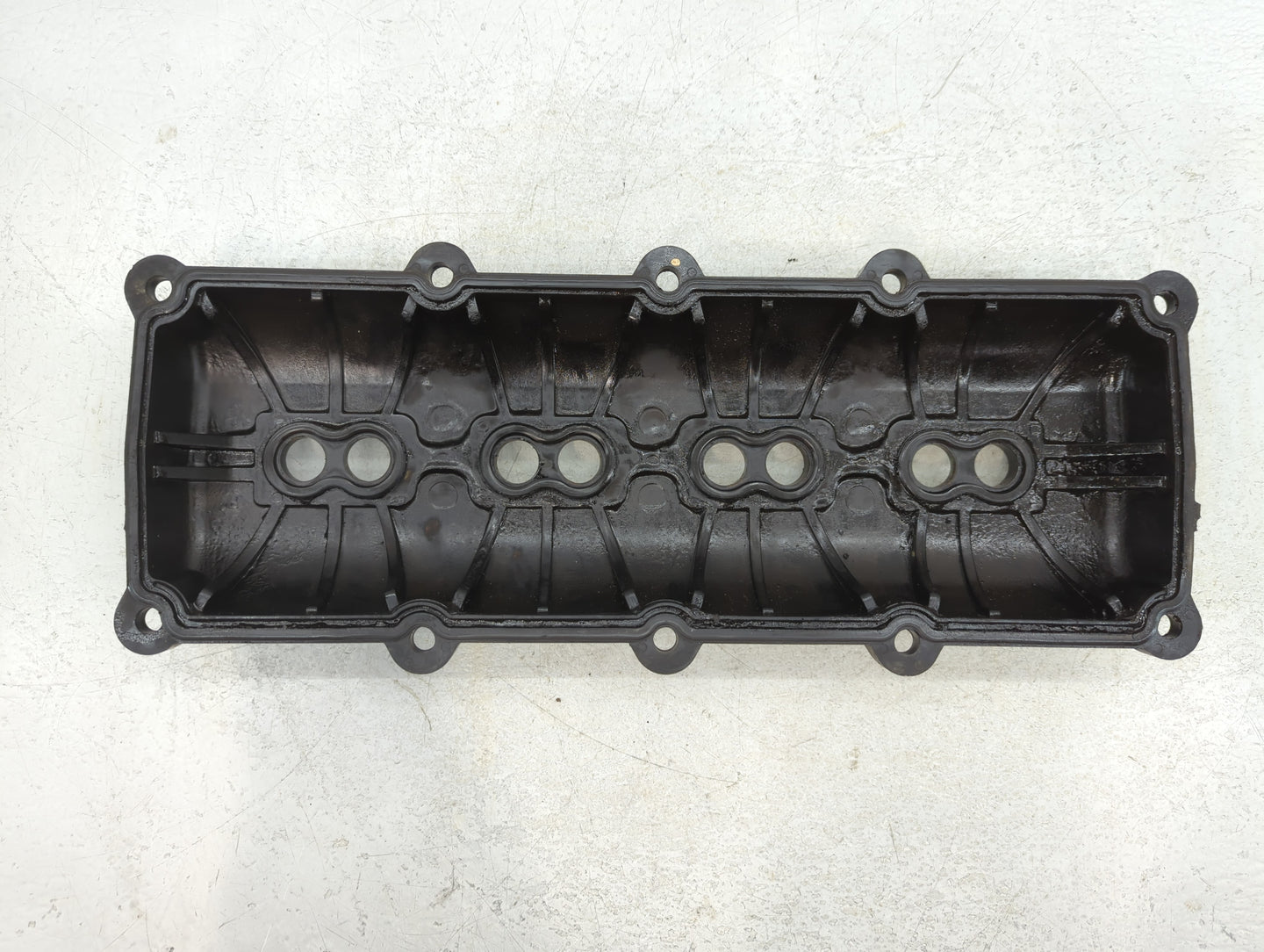 2007 Jeep Commander Driver Left Cylinder Head Valve Cover Fits OEM Used Auto Parts - Oemusedautoparts1.com