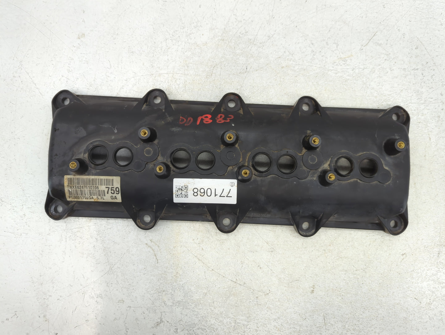 2007 Jeep Commander Driver Left Cylinder Head Valve Cover Fits OEM Used Auto Parts - Oemusedautoparts1.com
