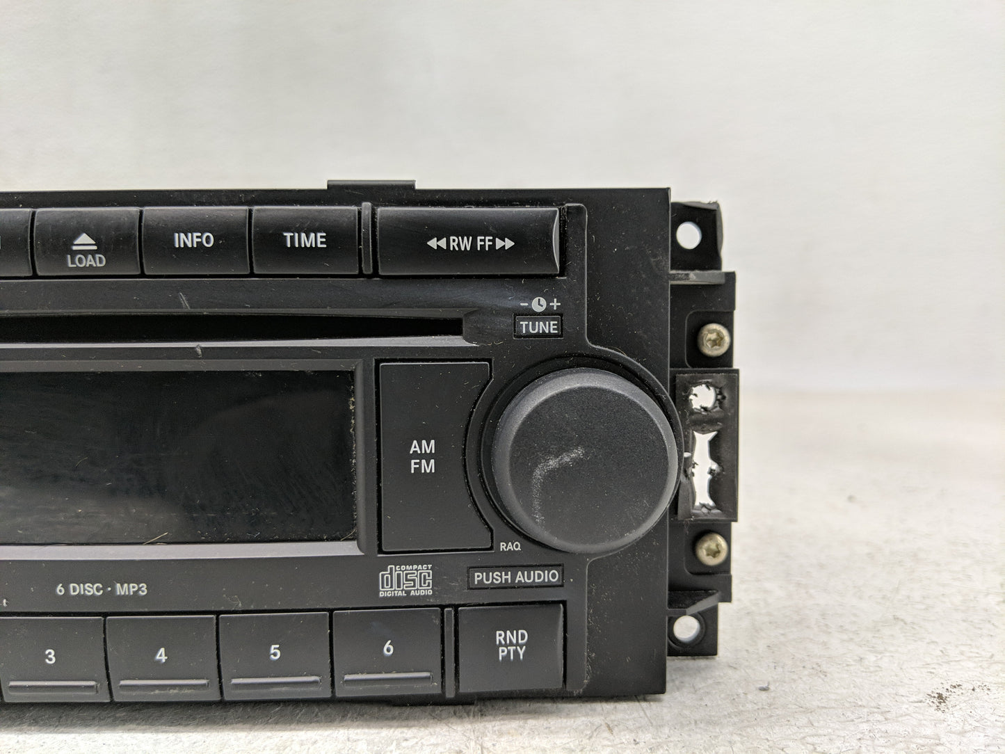 2007-2008 Jeep Compass Radio AM FM Cd Player Receiver Replacement P/N:P05091175AB Fits Fits 2007 2008 2009 OEM Used Auto Par