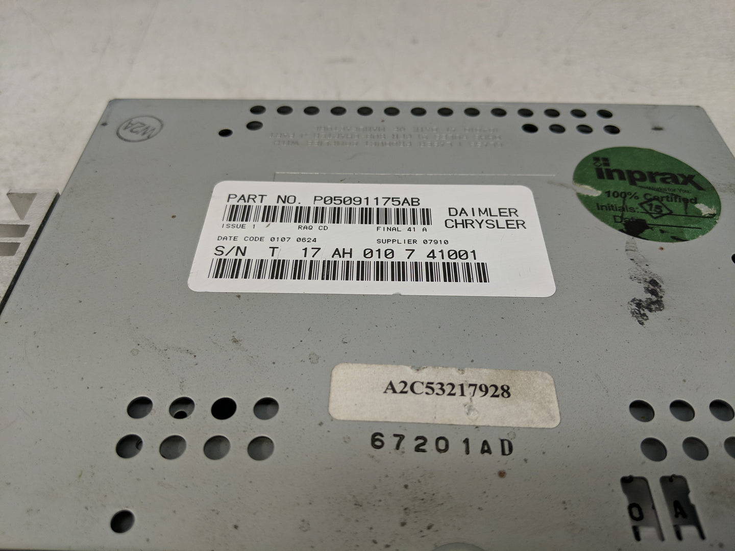 2007-2008 Jeep Compass Radio AM FM Cd Player Receiver Replacement P/N:P05091175AB Fits Fits 2007 2008 2009 OEM Used Auto Par