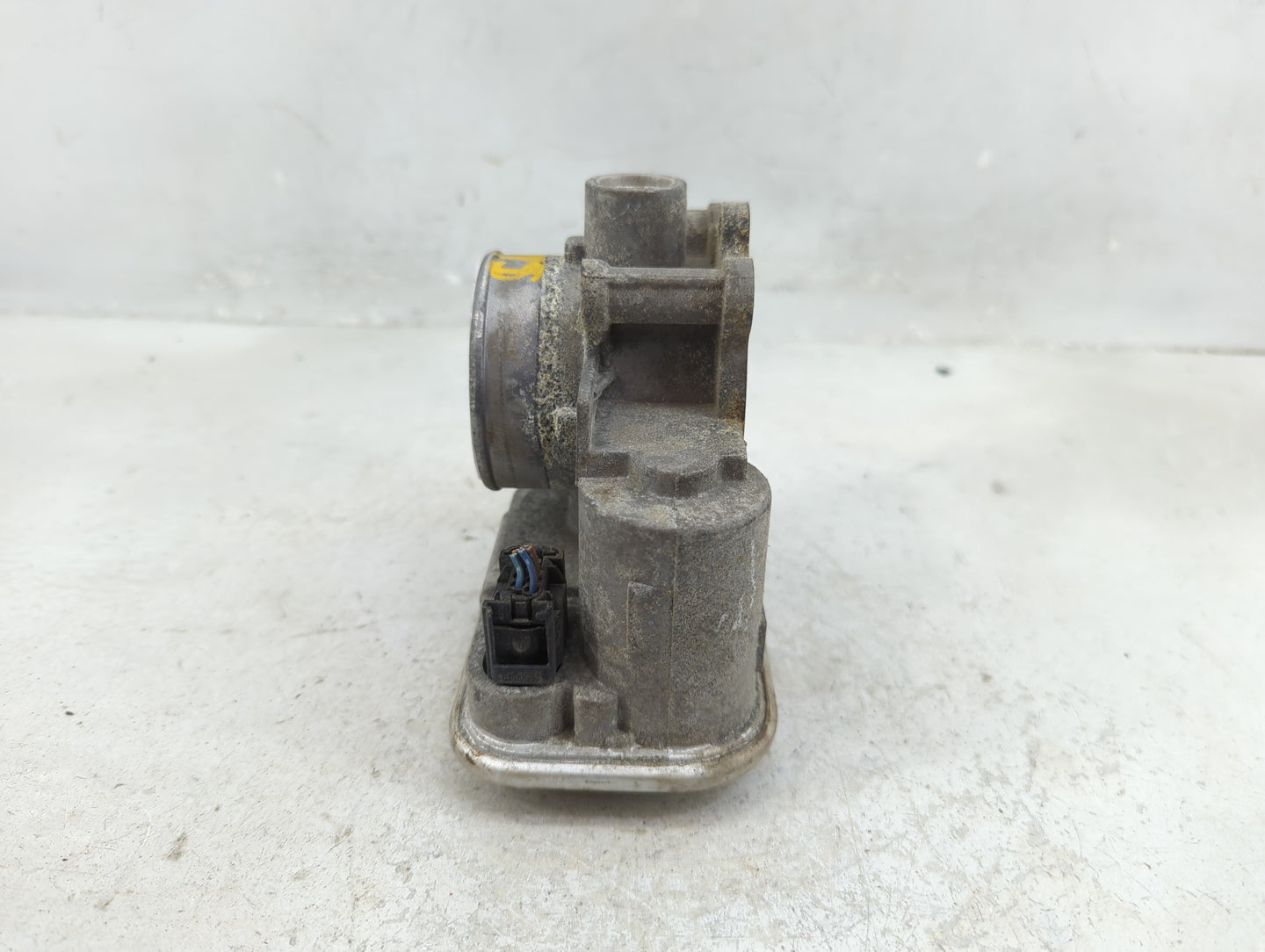 2007 Jeep Compass Throttle Body P/N:977-025 Fits Fits 2008 2009 2010 2011 2012 2013 2014 2015 2016 2017 2018 OEM Used Auto P