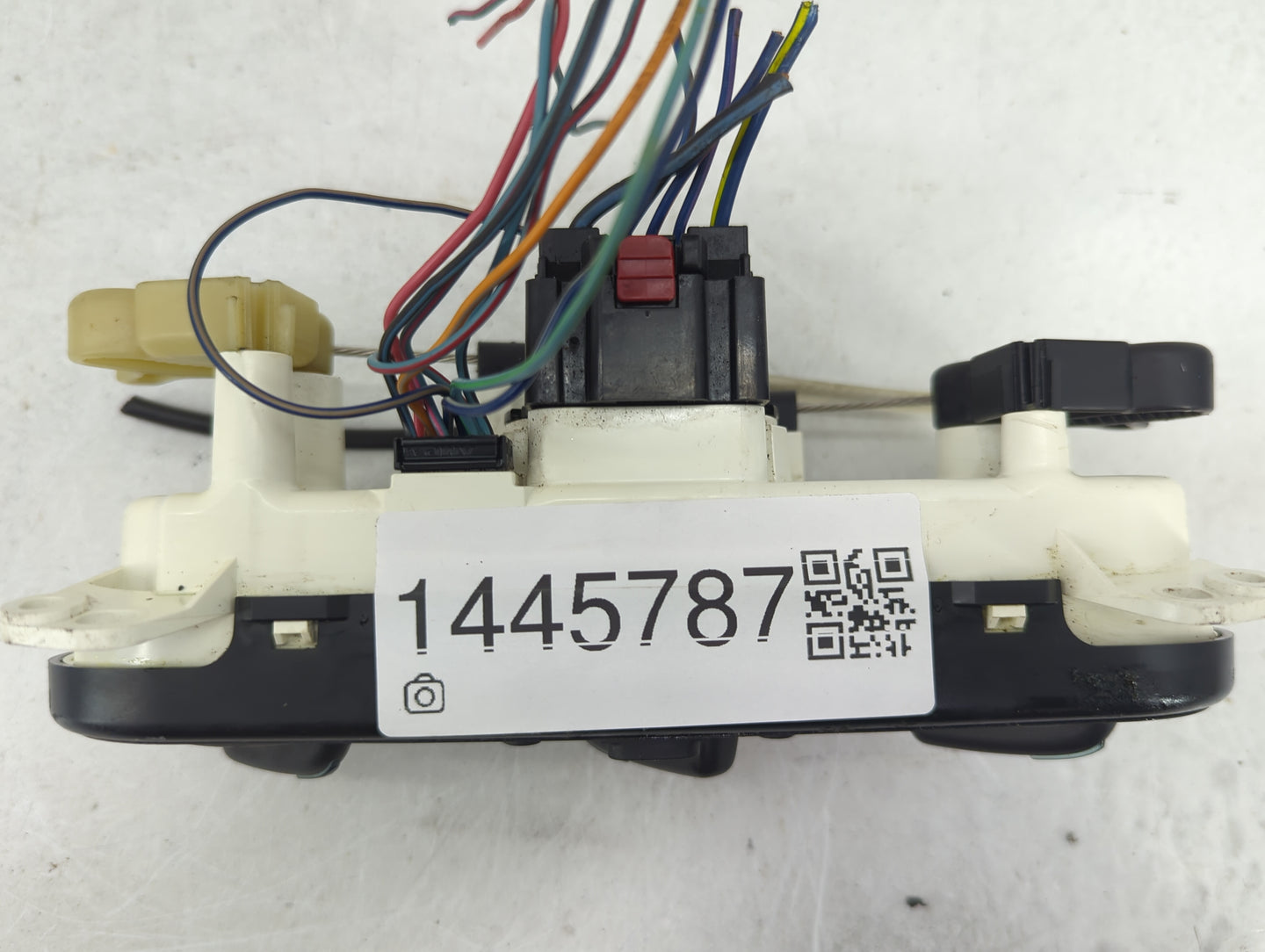 2007-2009 Jeep Compass Climate Control Module Temperature AC/Heater Replacement P/N:P55111874AB Fits Fits 2007 2008 2009 OEM