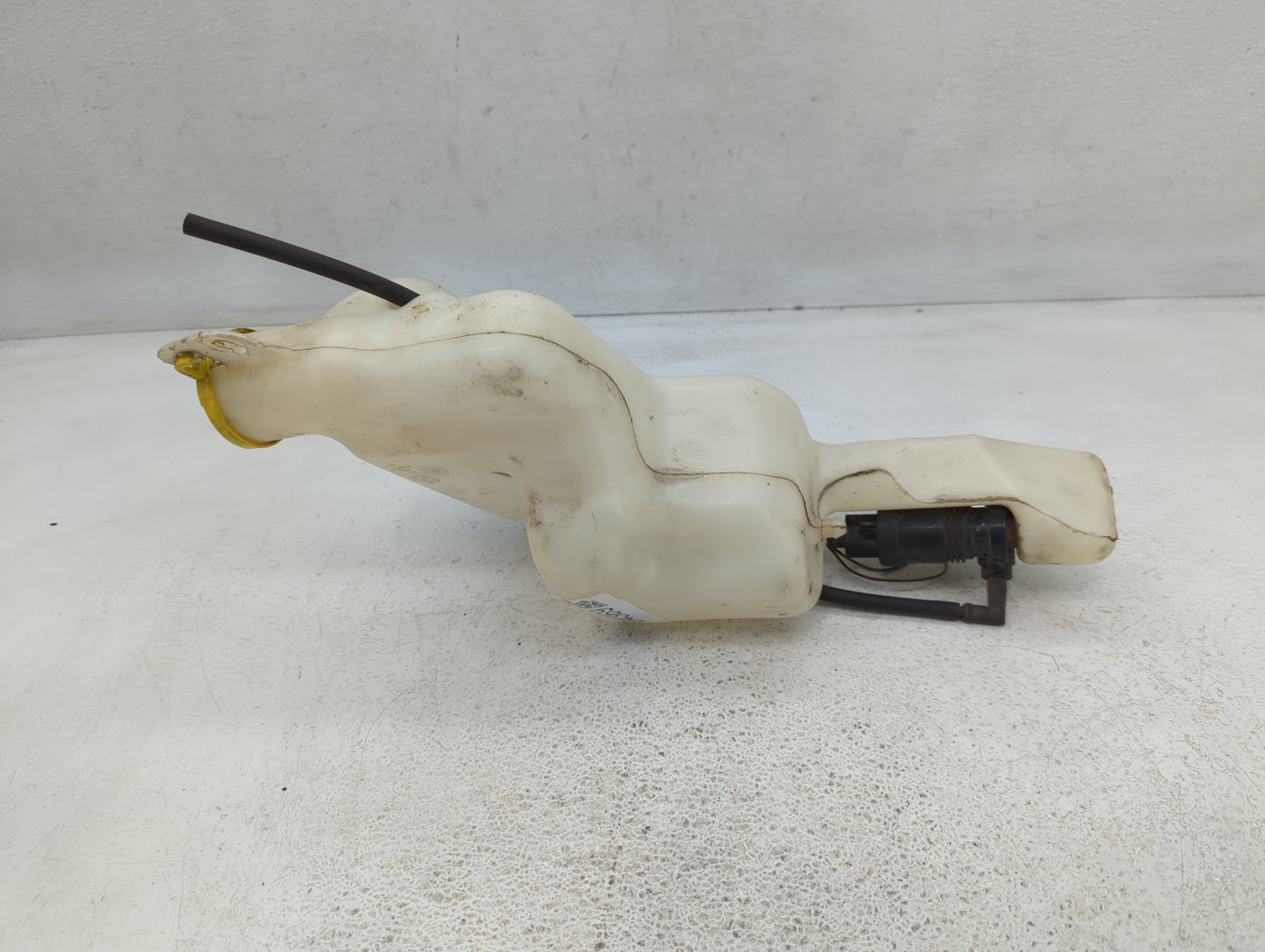 Jeep Compass Windshield Washer Fluid Reservoir Bottle Oem - Oemusedautoparts1.com