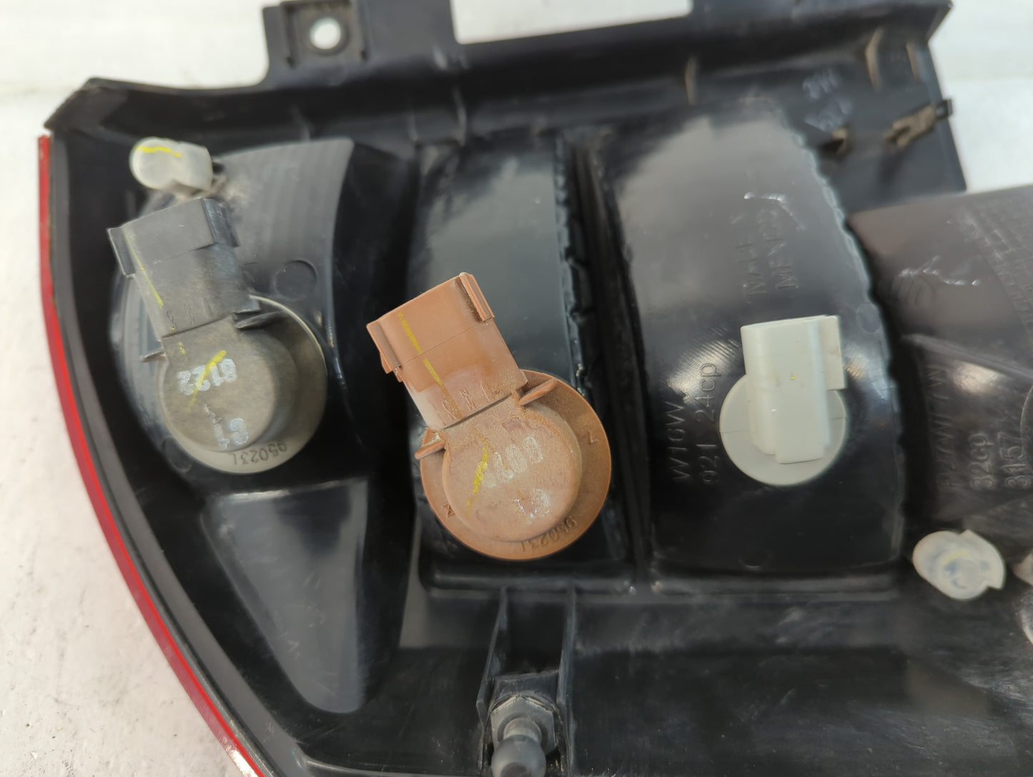 2007-2010 Jeep Compass Tail Light Assembly Passenger Right OEM Fits Fits 2007 2008 2009 2010 OEM Used Auto Parts - Oemusedau