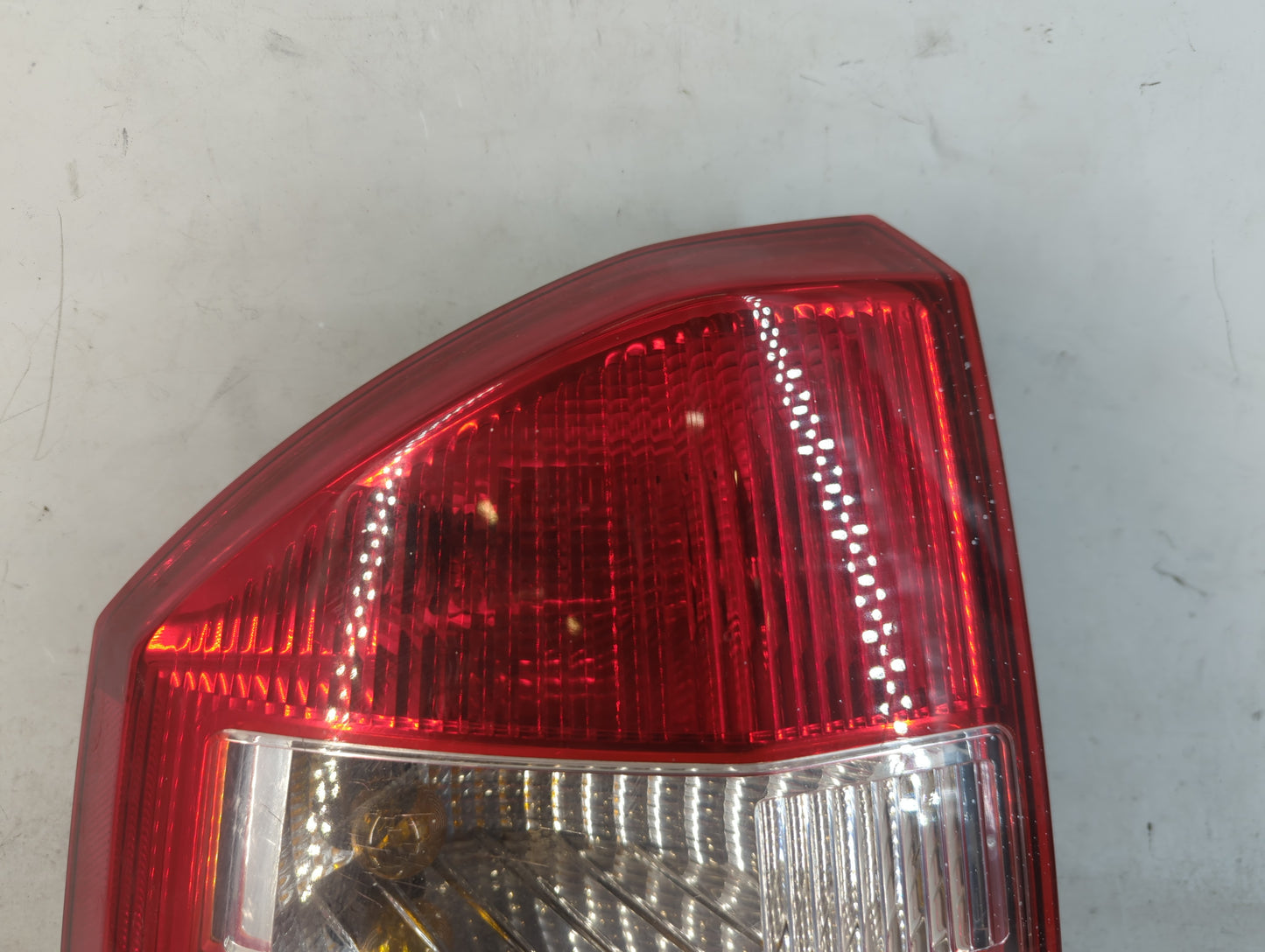 2007-2010 Jeep Compass Tail Light Assembly Driver Left OEM Fits Fits 2007 2008 2009 2010 OEM Used Auto Parts - Oemusedautopa