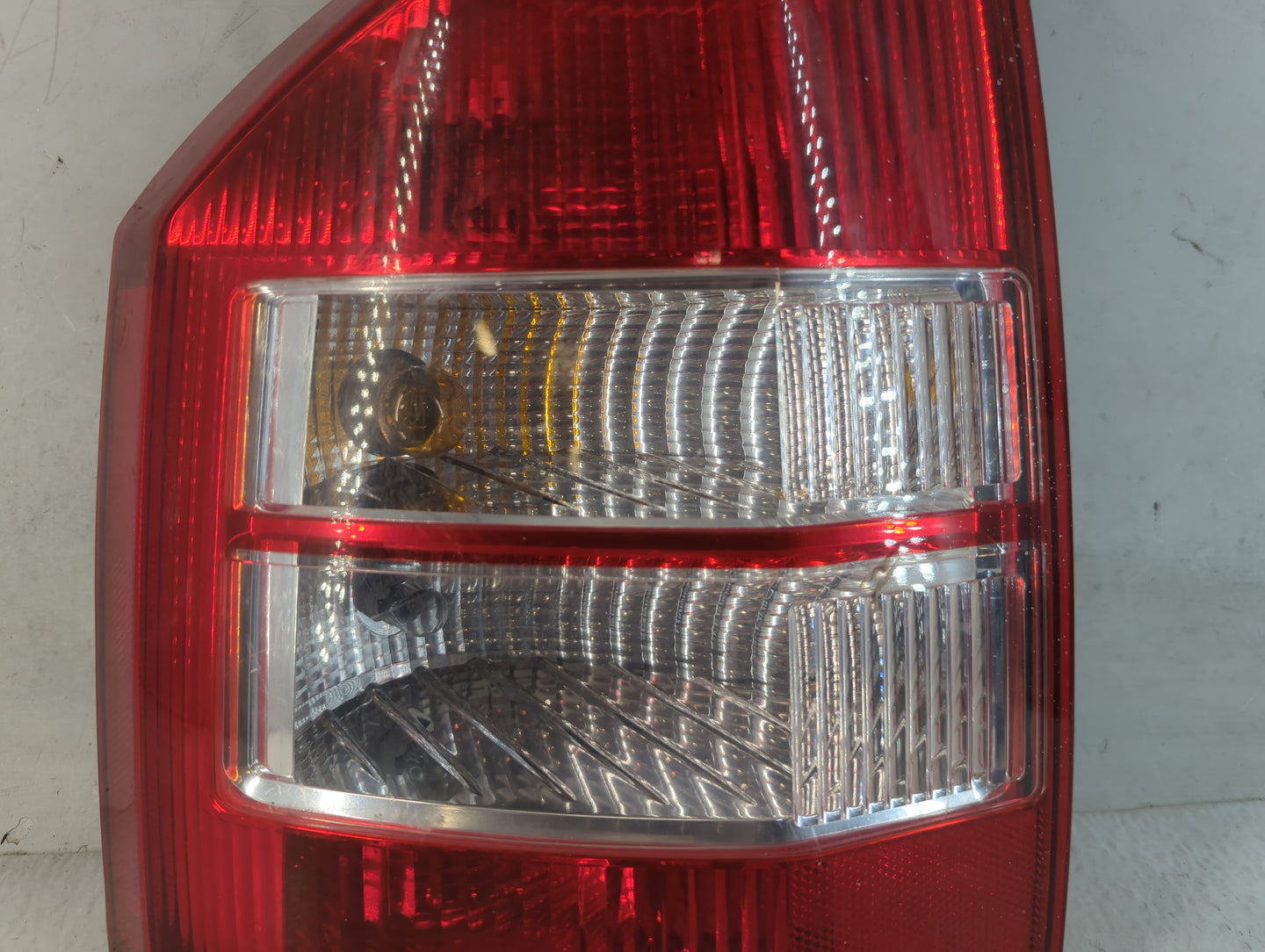 2007-2010 Jeep Compass Tail Light Assembly Driver Left OEM Fits Fits 2007 2008 2009 2010 OEM Used Auto Parts - Oemusedautopa