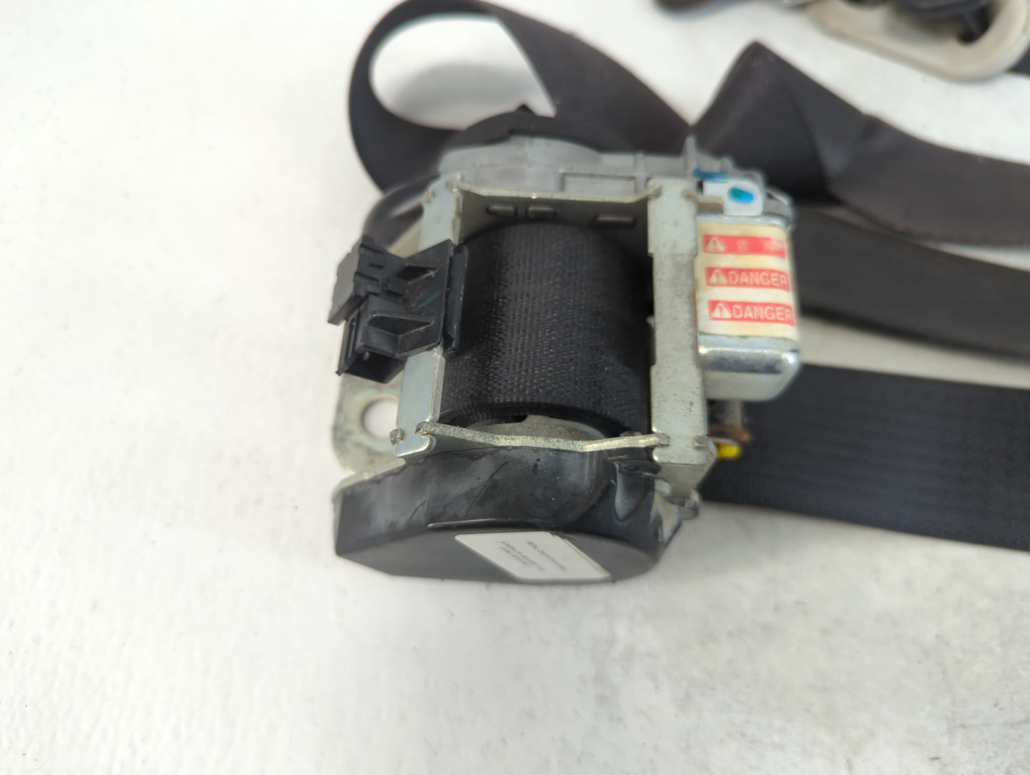 2007 Jeep Compass Driver Seatbelt Buckle - Oemusedautoparts1.com