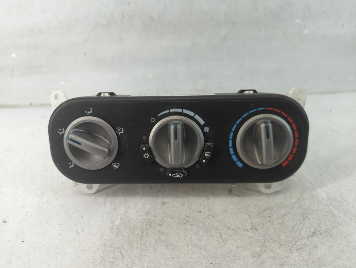 2007-2009 Jeep Compass Climate Control Module Temperature AC/Heater Replacement Fits Fits 2007 2008 2009 OEM Used Auto Parts