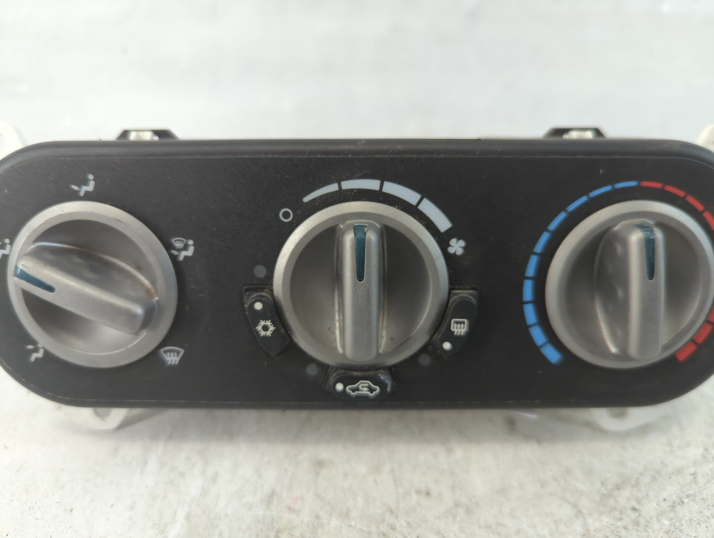 2007-2009 Jeep Compass Climate Control Module Temperature AC/Heater Replacement Fits Fits 2007 2008 2009 OEM Used Auto Parts