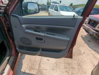 compare product 2007 Jeep Grand Cherokee Front Right Passenger Interior Door Panel Trim