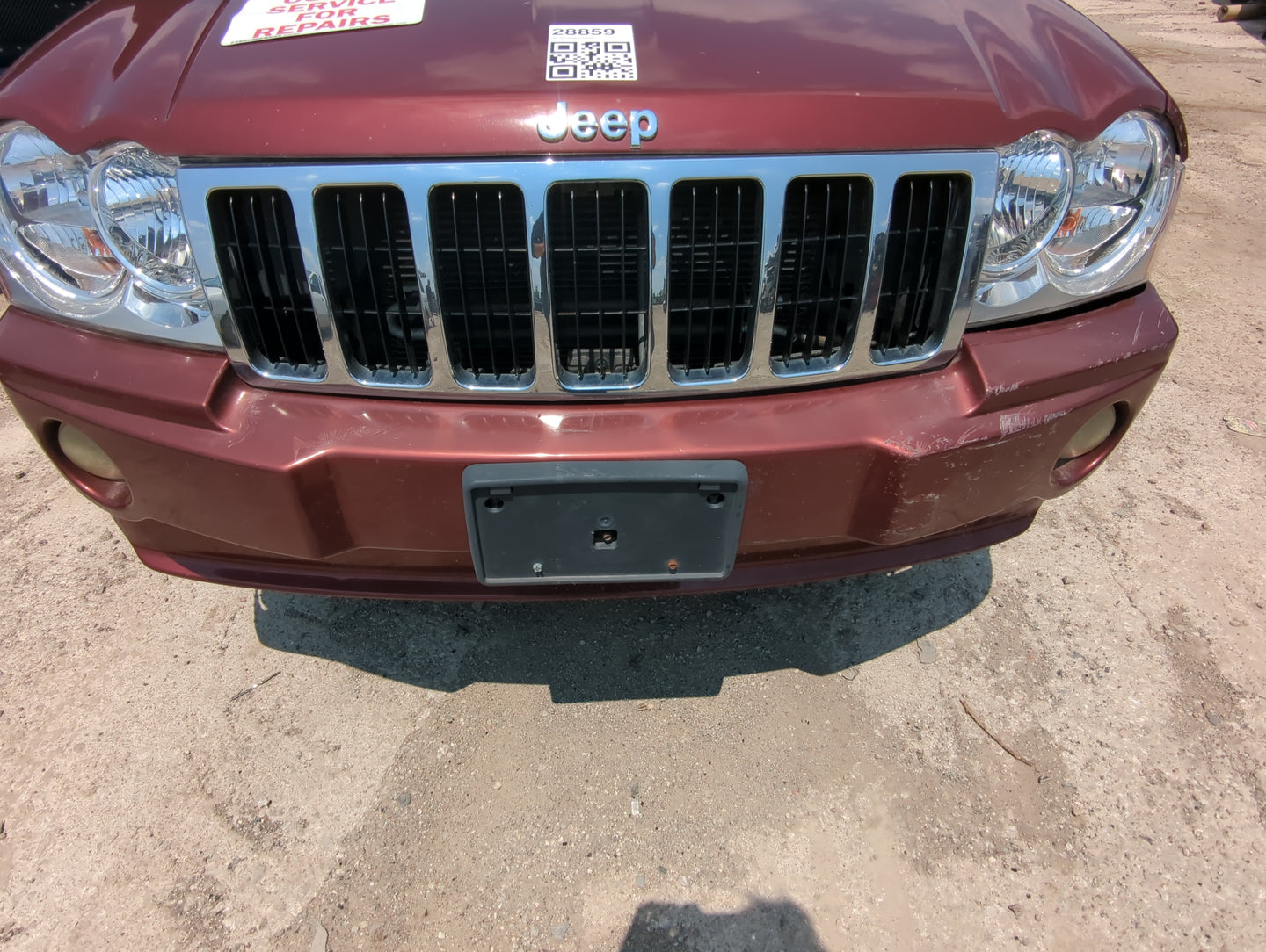 2005-2007 Jeep Grand Cherokee Front Bumper - Oem - Oemusedautoparts1.com