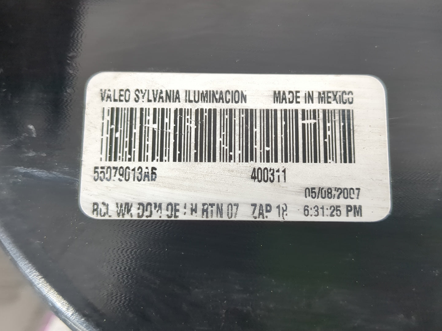 2007-2010 Jeep Grand Cherokee Tail Light Assembly Driver Left OEM P/N:55079013AB Fits Fits 2007 2008 2009 2010 OEM Used Auto