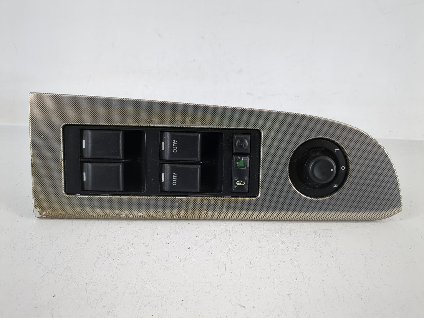 2007-2010 Jeep Grand Cherokee Master Power Window Switch Replacement Driver Side Left P/N:X35008303 Fits OEM Used Auto Parts