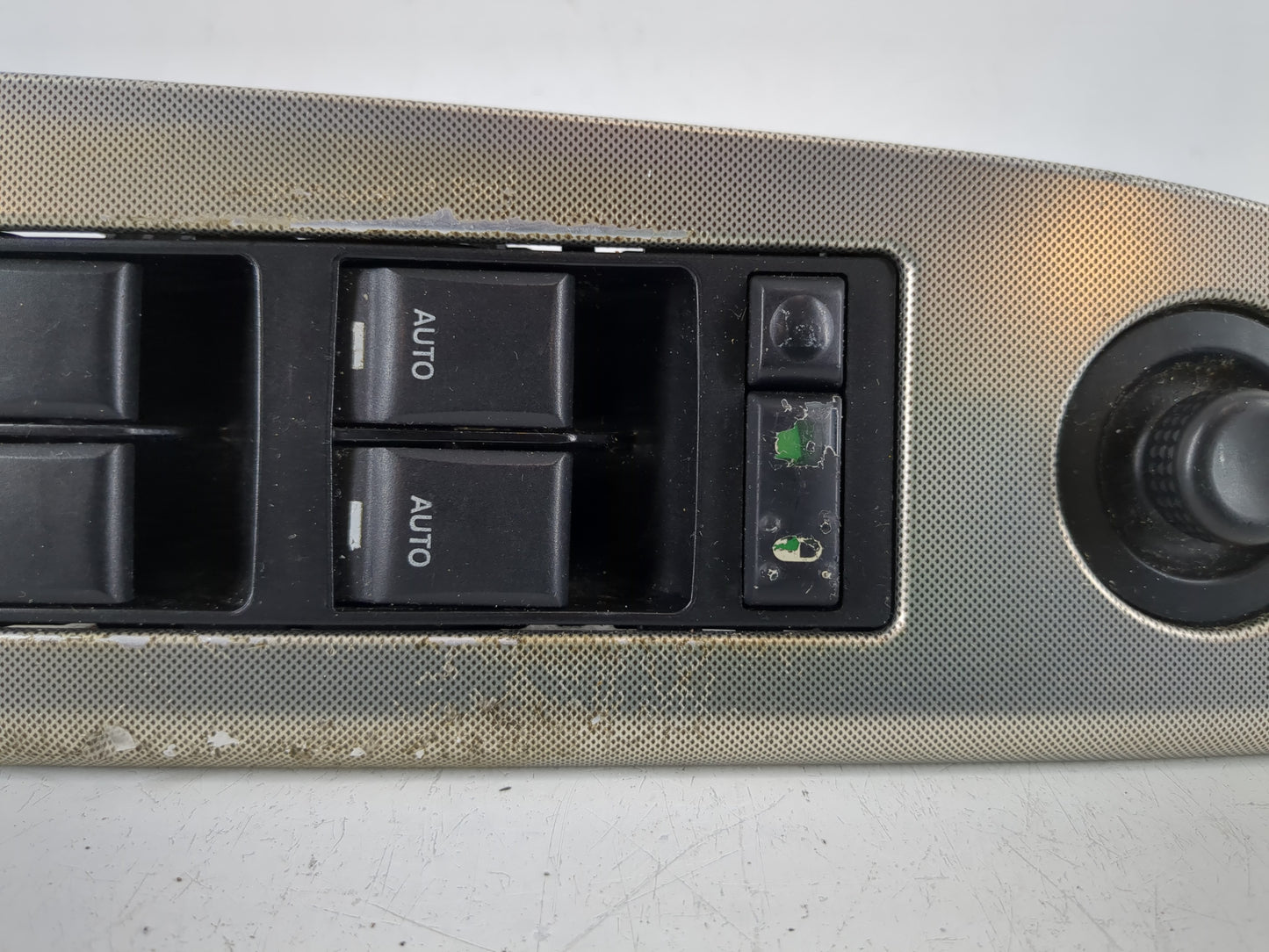 2007-2010 Jeep Grand Cherokee Master Power Window Switch Replacement Driver Side Left P/N:X35008303 Fits OEM Used Auto Parts