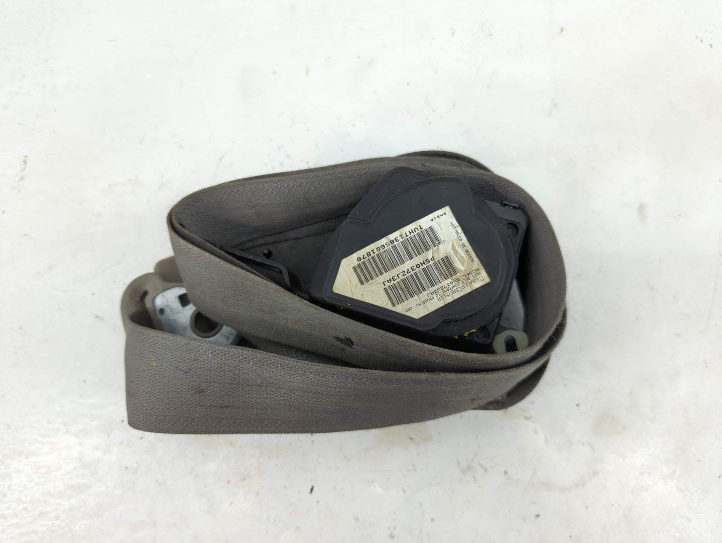 2005-2007 Jeep Grand Cherokee Drvier Front Seatbelt Retractor 1164281 - Oemusedautoparts1.com