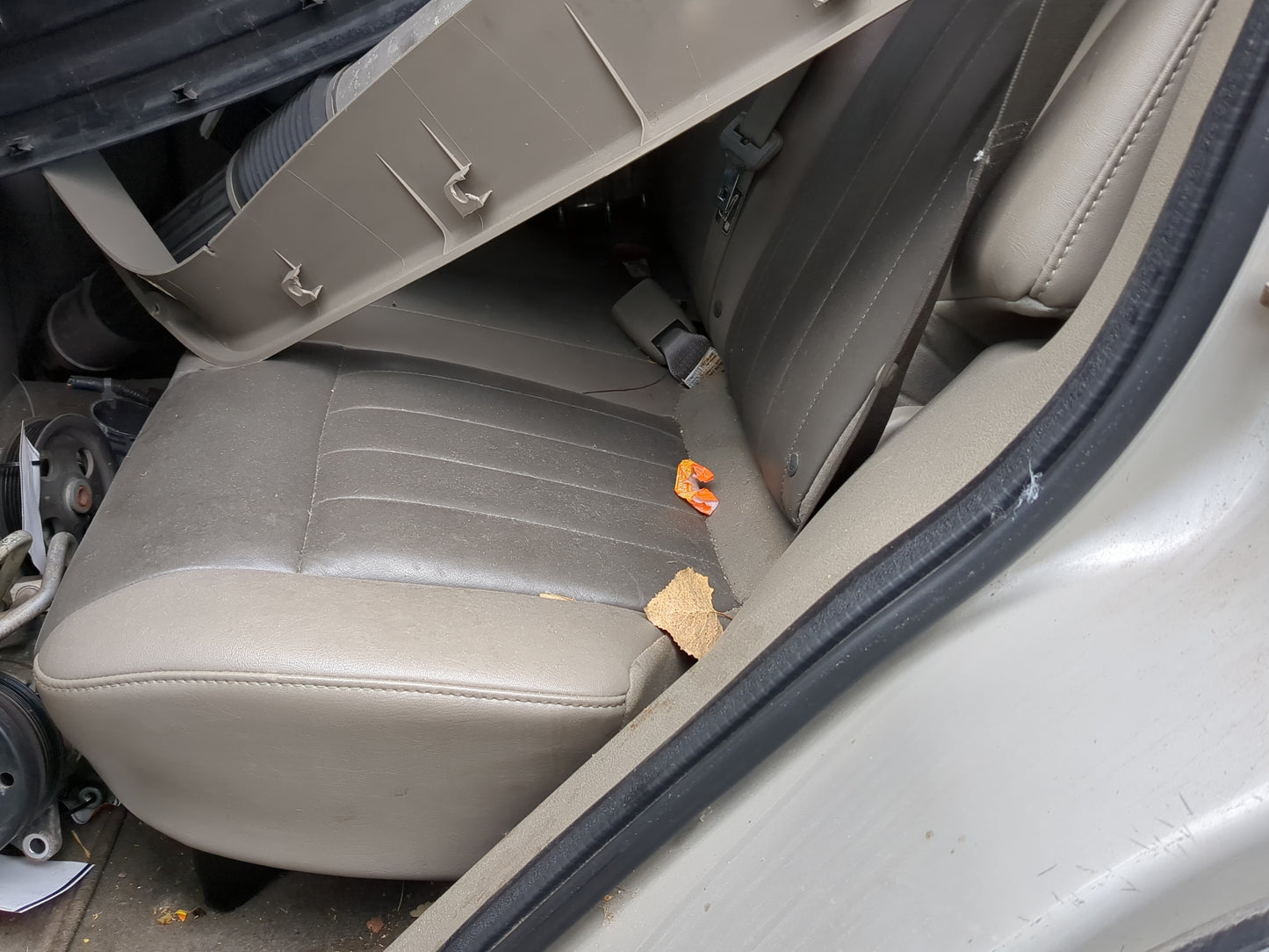 2007 Jeep Grand Cherokee Rear Seat Oem - Oemusedautoparts1.com