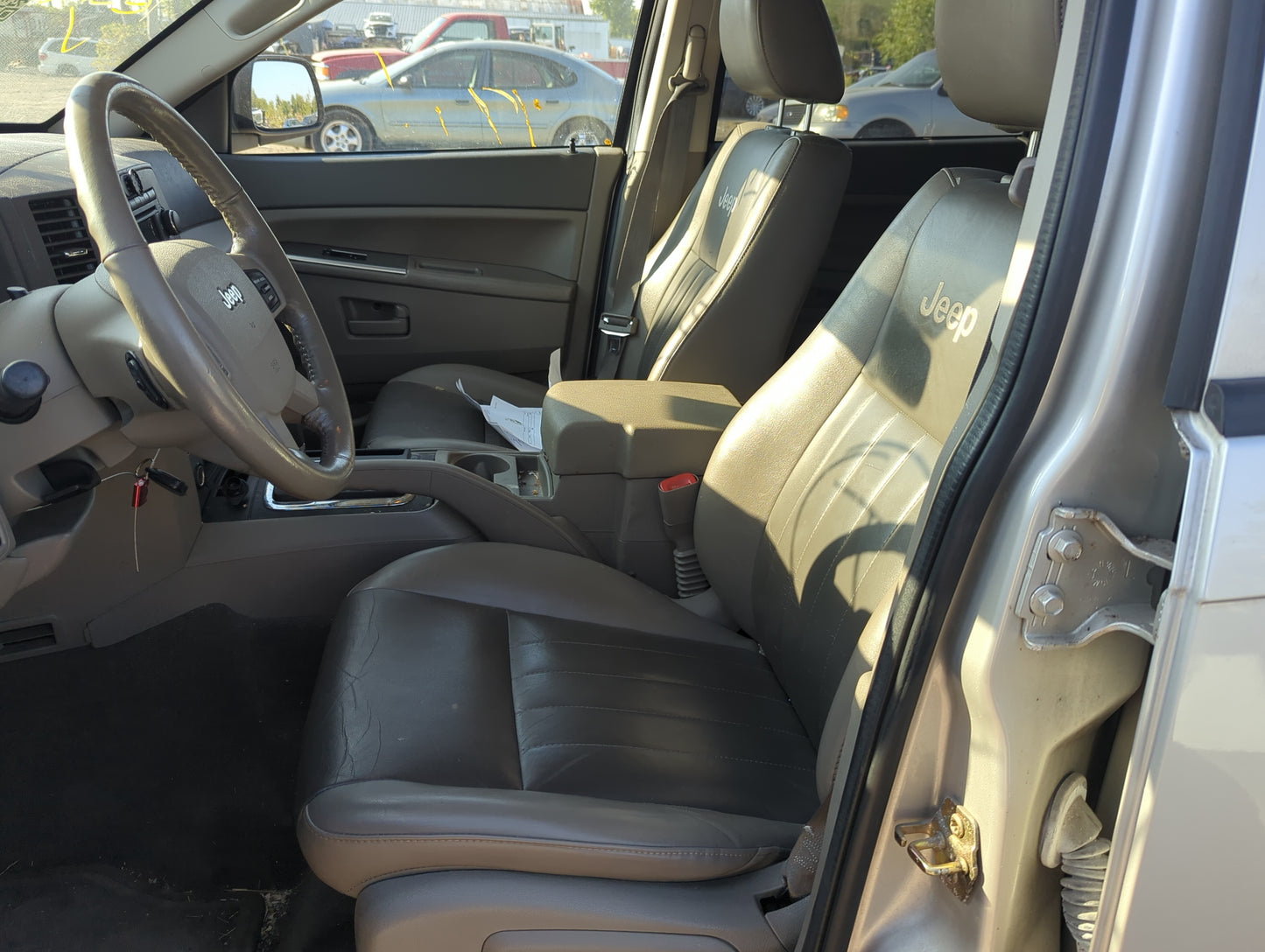 2005-2010 Jeep Grand Cherokee Driver Front Seat Oem - Oemusedautoparts1.com