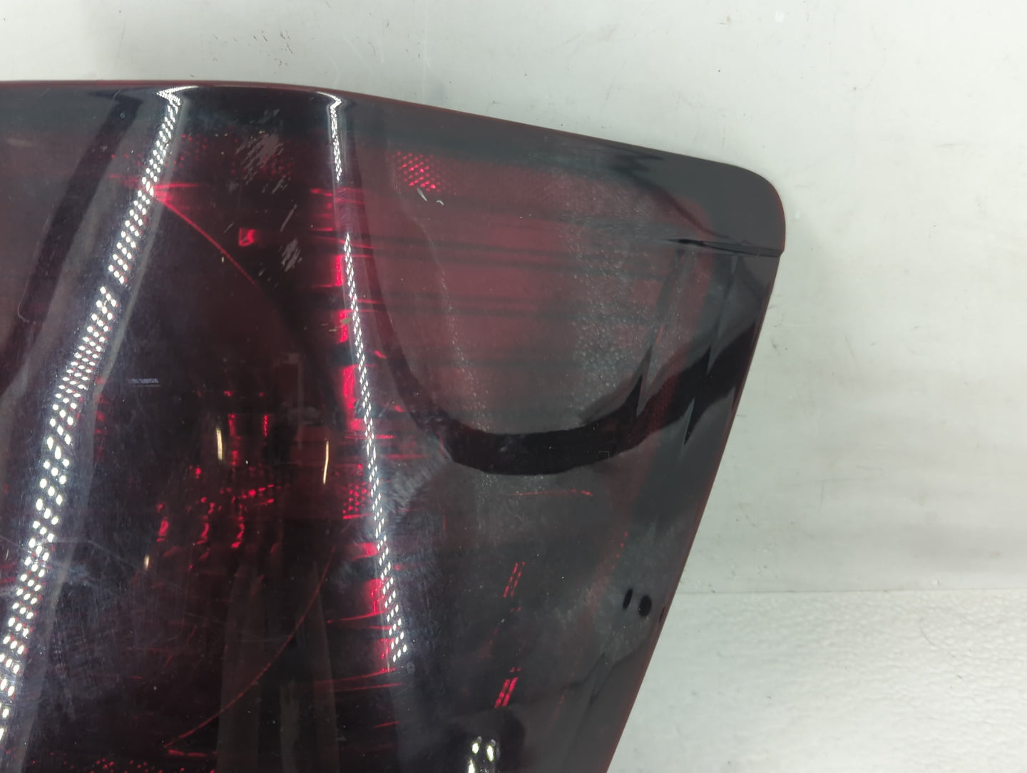 2007-2010 Jeep Grand Cherokee Tail Light Assembly Driver Left OEM Fits Fits 2007 2008 2009 2010 OEM Used Auto Parts - Oemuse