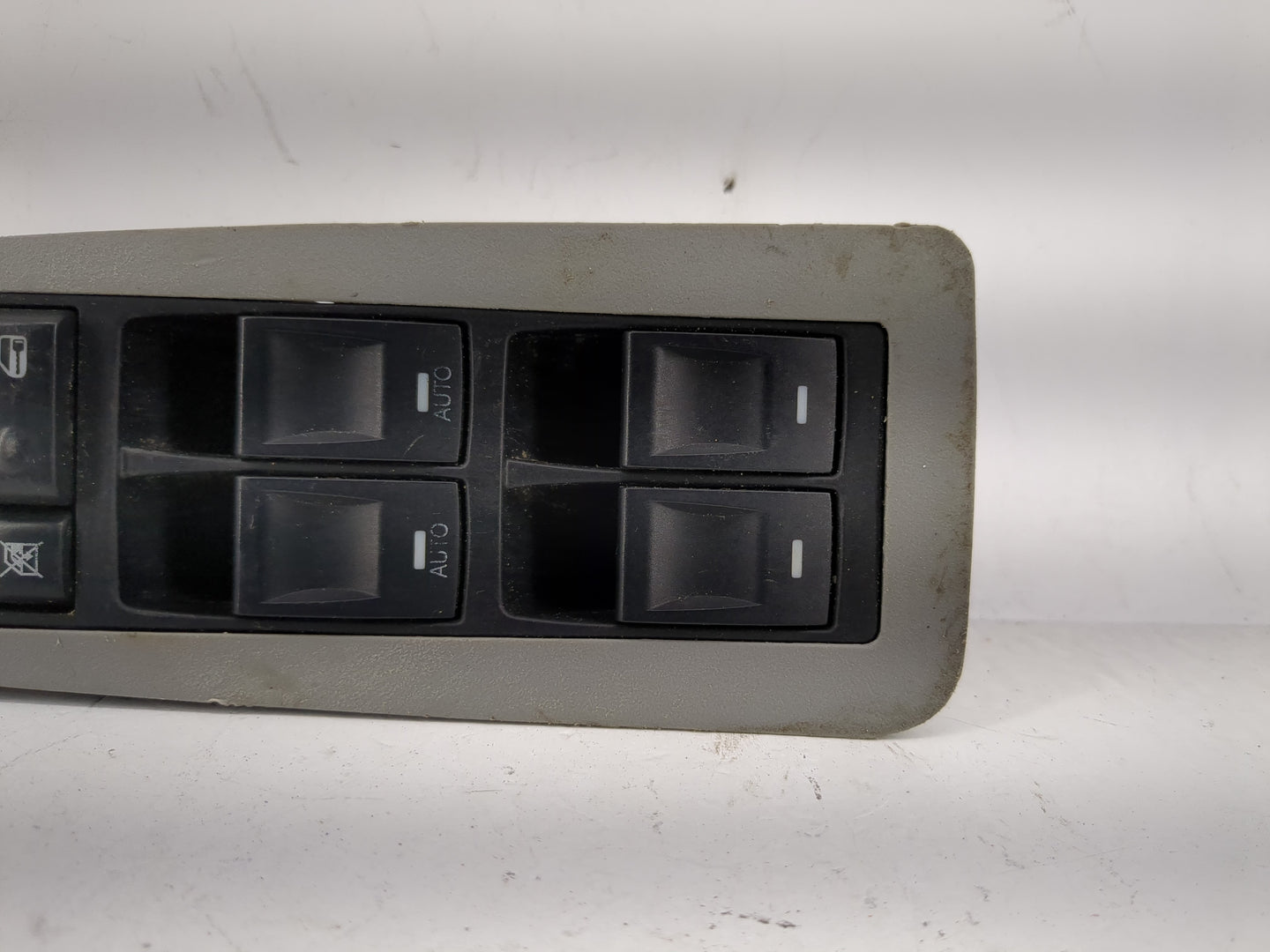 2007-2010 Jeep Grand Cherokee Master Power Window Switch Replacement Driver Side Left P/N:X35008303 Fits OEM Used Auto Parts