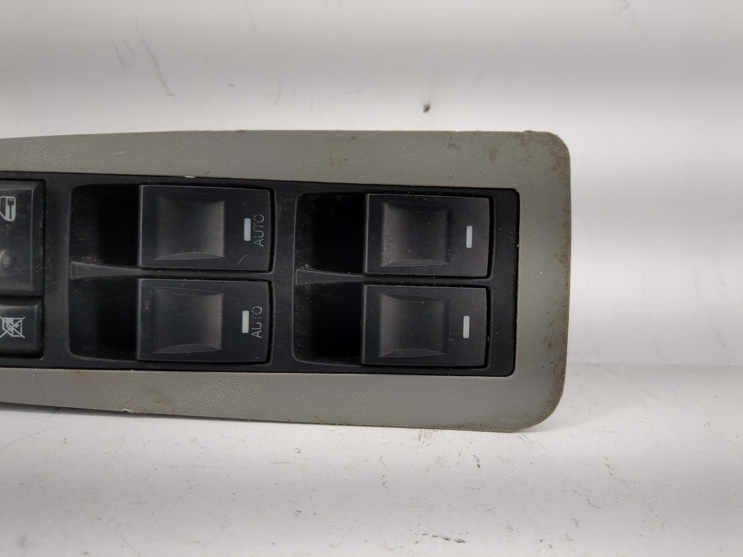 2007-2010 Jeep Grand Cherokee Master Power Window Switch Replacement Driver Side Left P/N:X35008303 Fits OEM Used Auto Parts