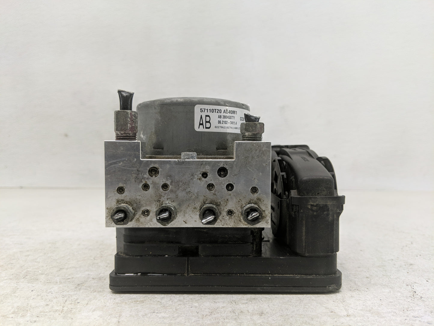 2007 Jeep Grand Cherokee ABS Pump Control Module Replacement Fits OEM Used Auto Parts - Oemusedautoparts1.com