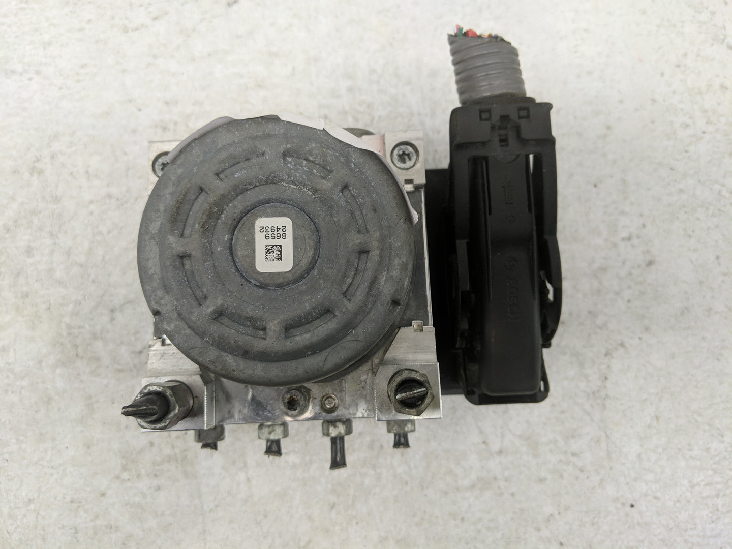2007 Jeep Grand Cherokee ABS Pump Control Module Replacement Fits OEM Used Auto Parts - Oemusedautoparts1.com