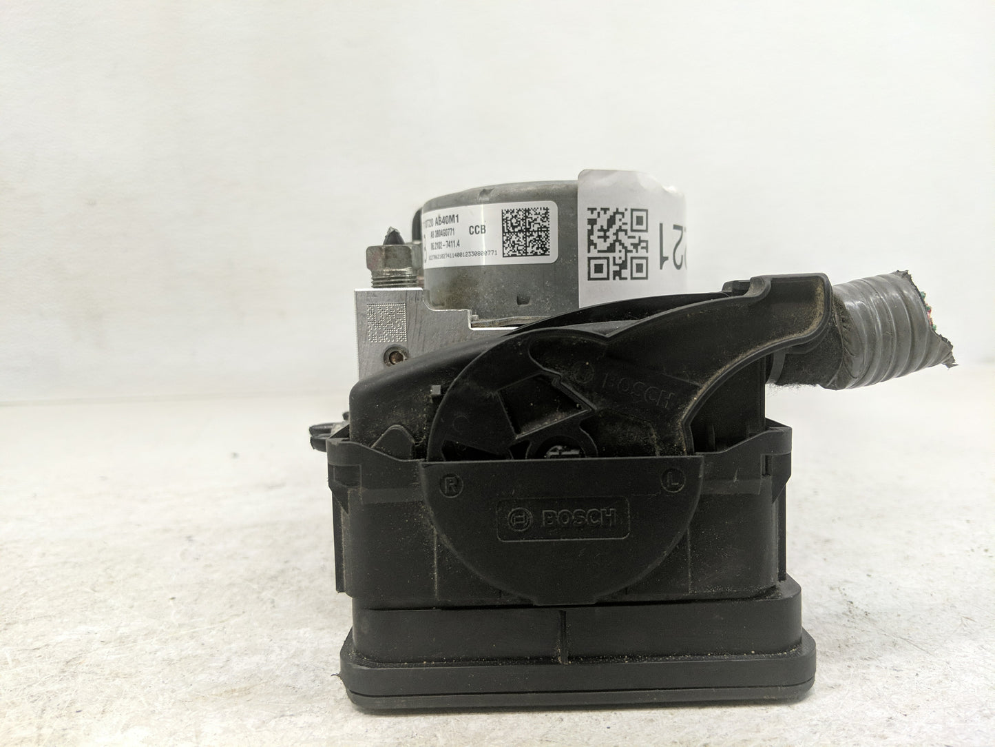 2007 Jeep Grand Cherokee ABS Pump Control Module Replacement Fits OEM Used Auto Parts - Oemusedautoparts1.com