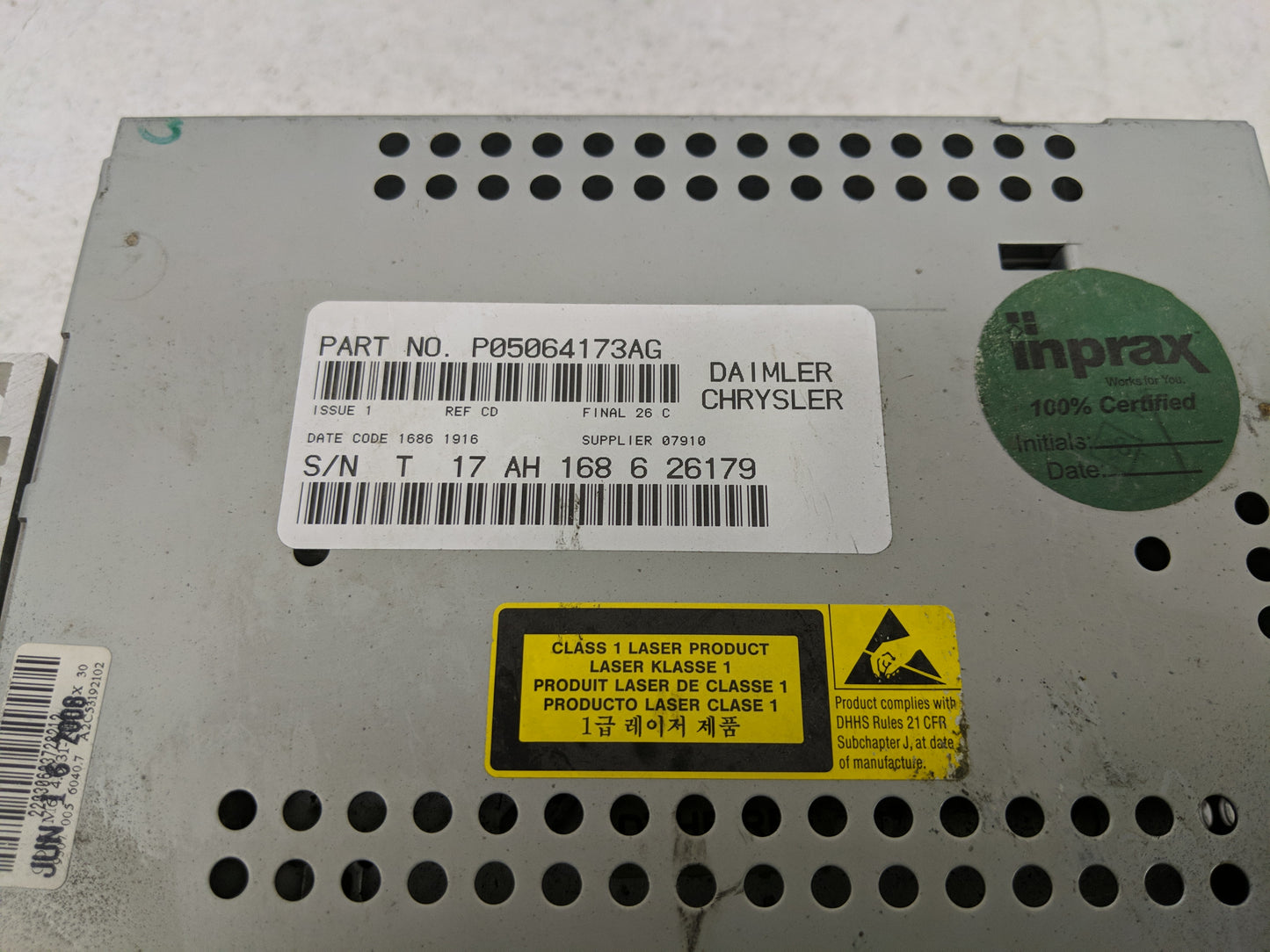 2005-2007 Jeep Grand Cherokee Radio AM FM Cd Player Receiver Replacement P/N:P05064173AG Fits Fits 2005 2006 2007 OEM Used A
