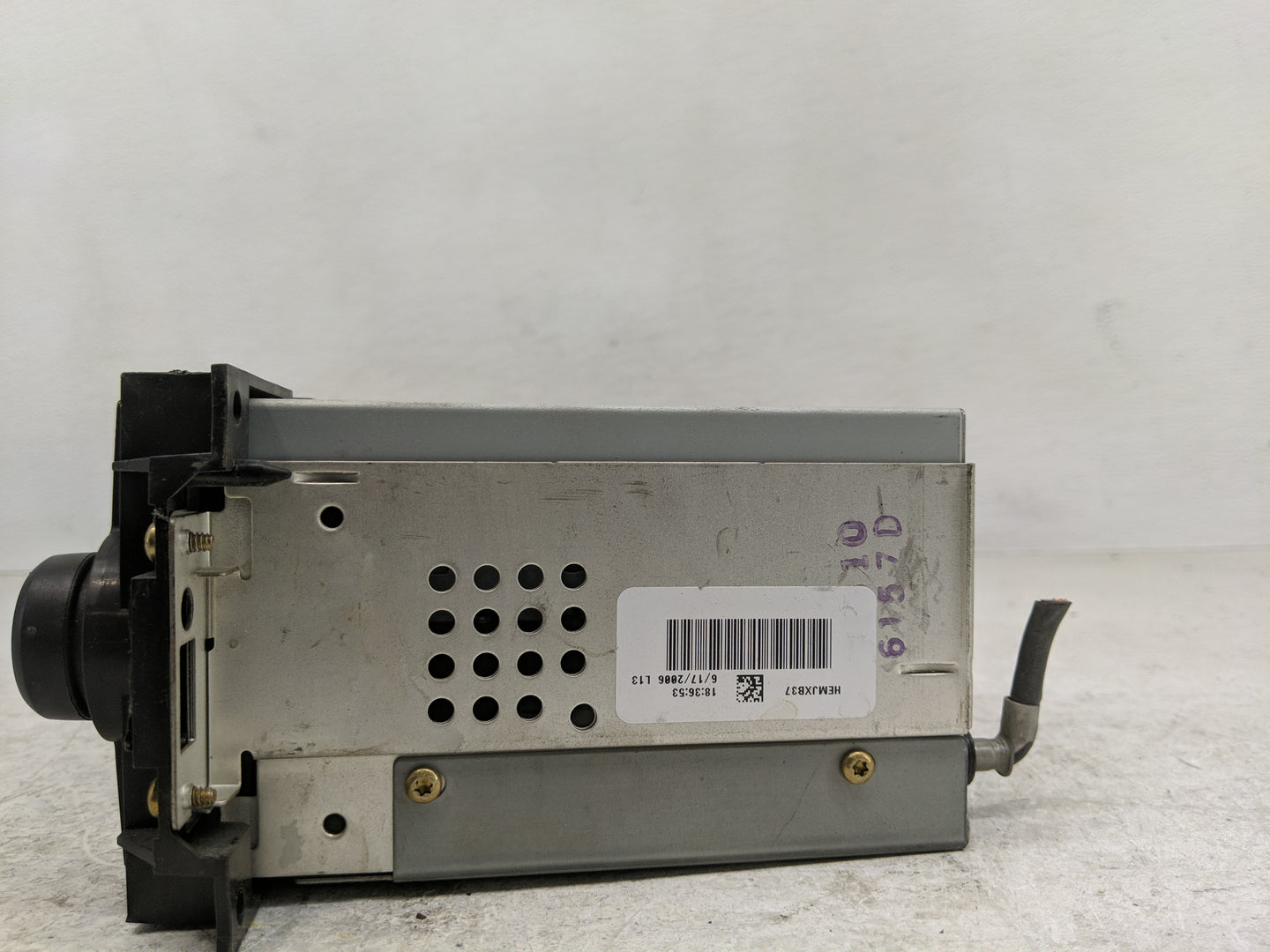 2005-2007 Jeep Grand Cherokee Radio AM FM Cd Player Receiver Replacement P/N:P05064173AG Fits Fits 2005 2006 2007 OEM Used A