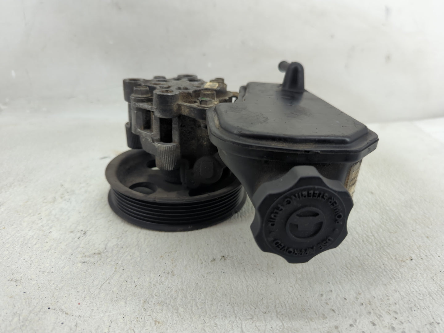 2005-2010 Jeep Grand Cherokee Power Steering Column Pump Oem - Oemusedautoparts1.com