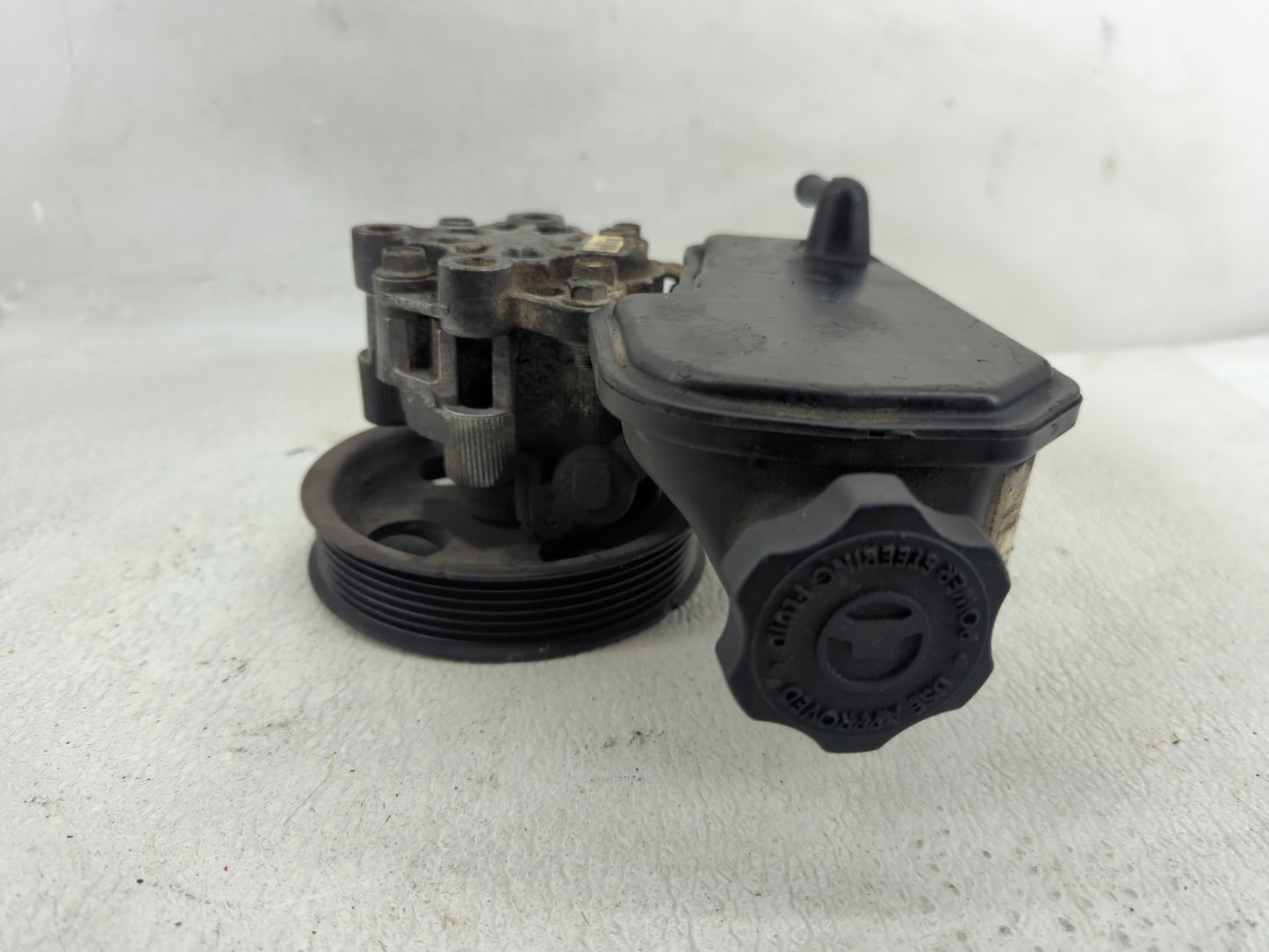 2005-2010 Jeep Grand Cherokee Power Steering Column Pump Oem - Oemusedautoparts1.com